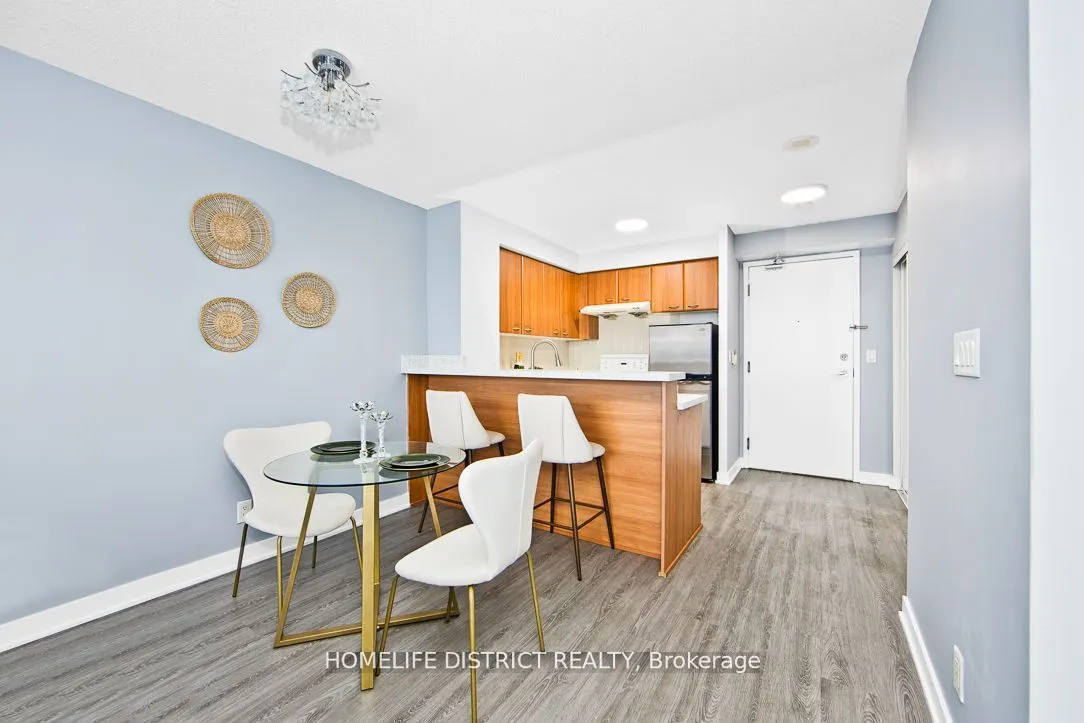 36 Lee Centre Drive, #2708