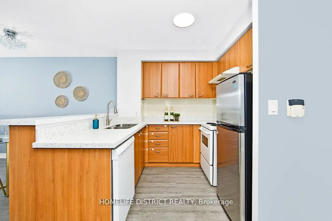 36 Lee Centre Drive, #2708