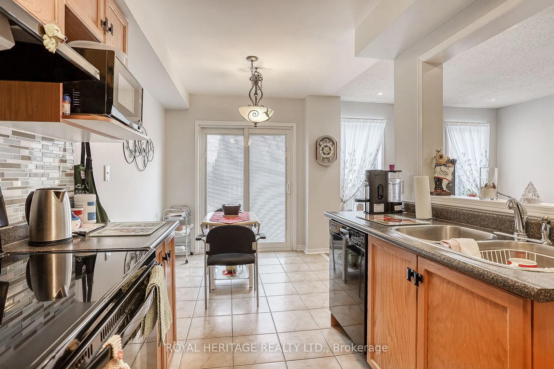 152 STOKELY Crescent