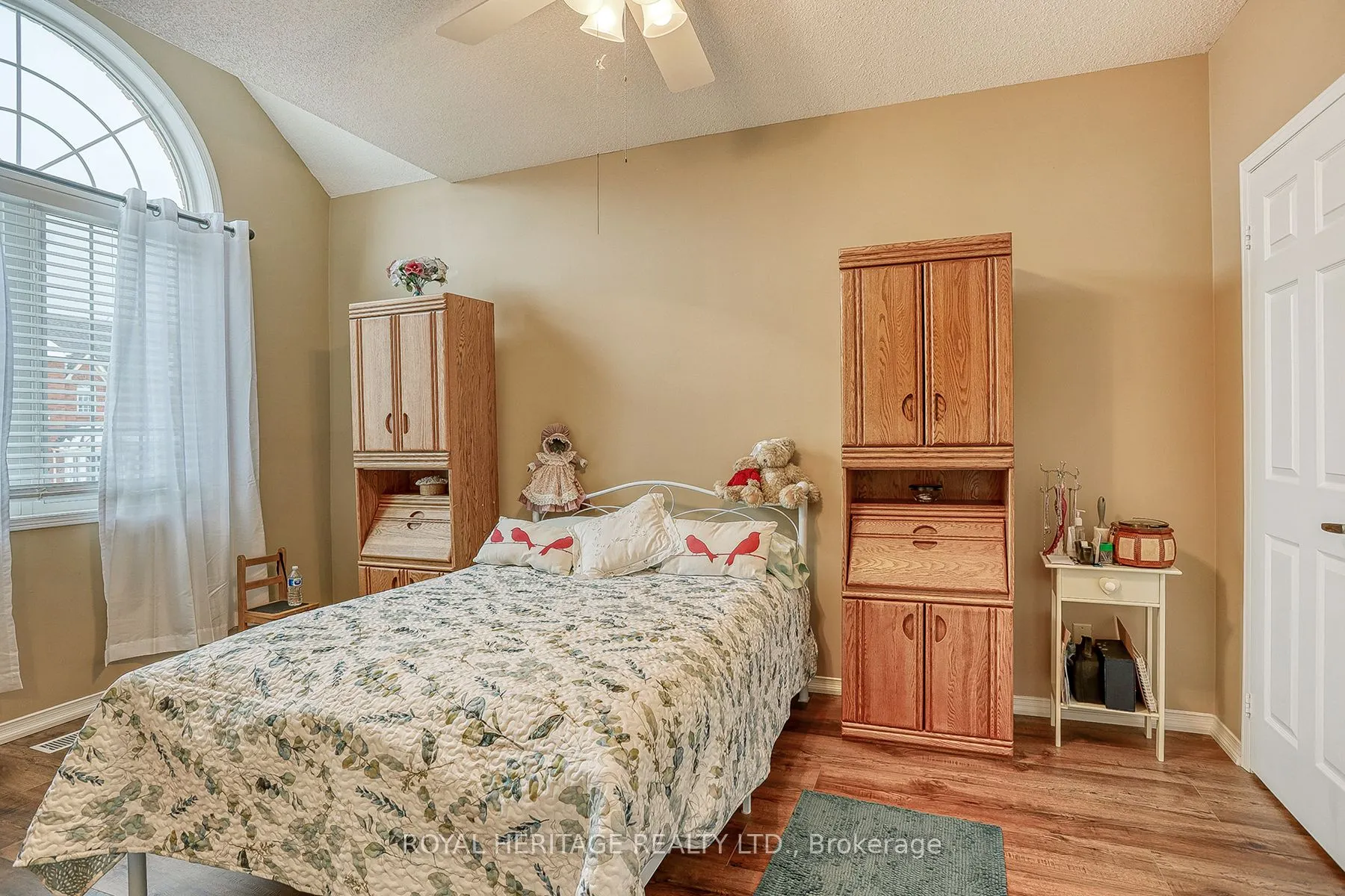 152 STOKELY Crescent