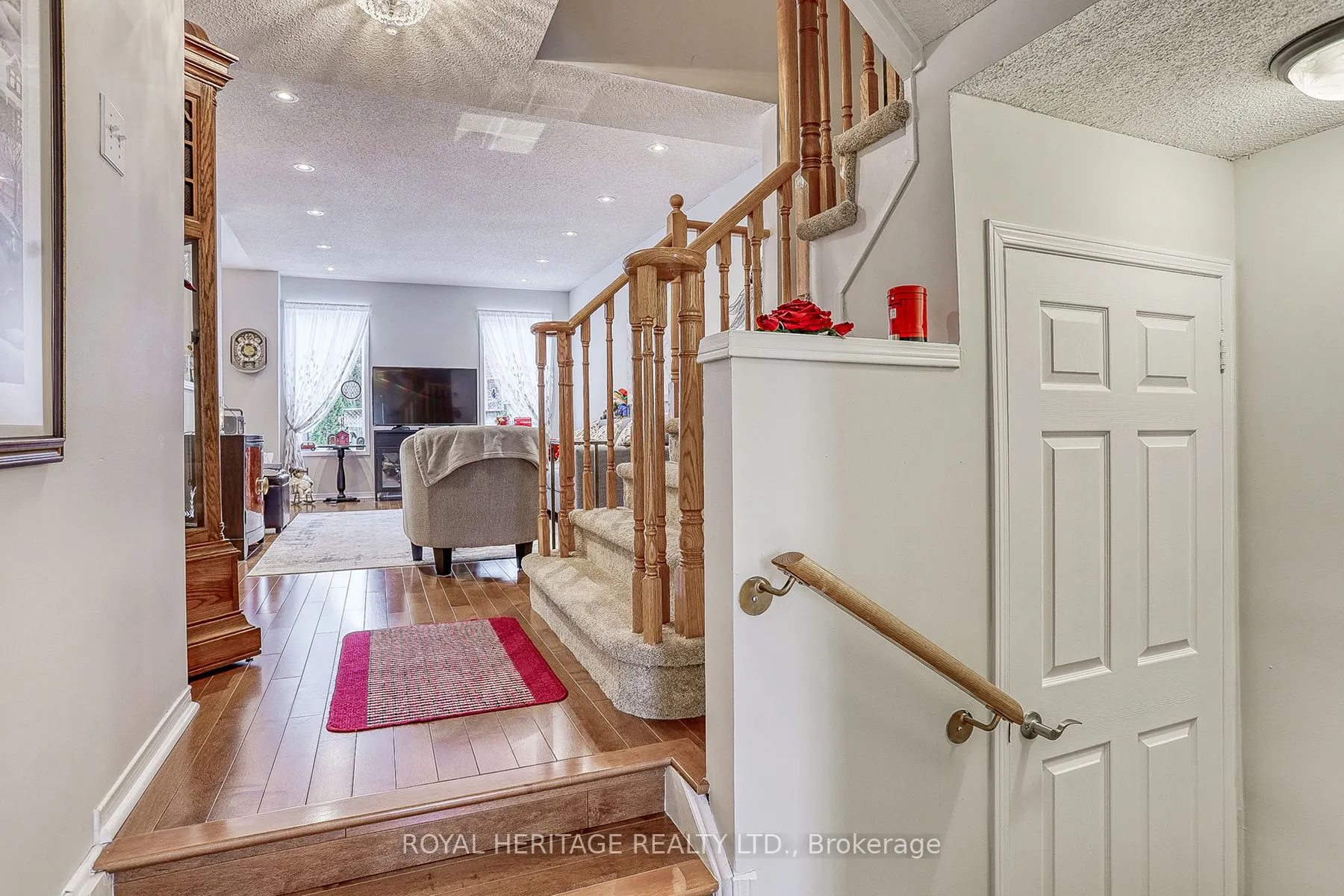 152 STOKELY Crescent