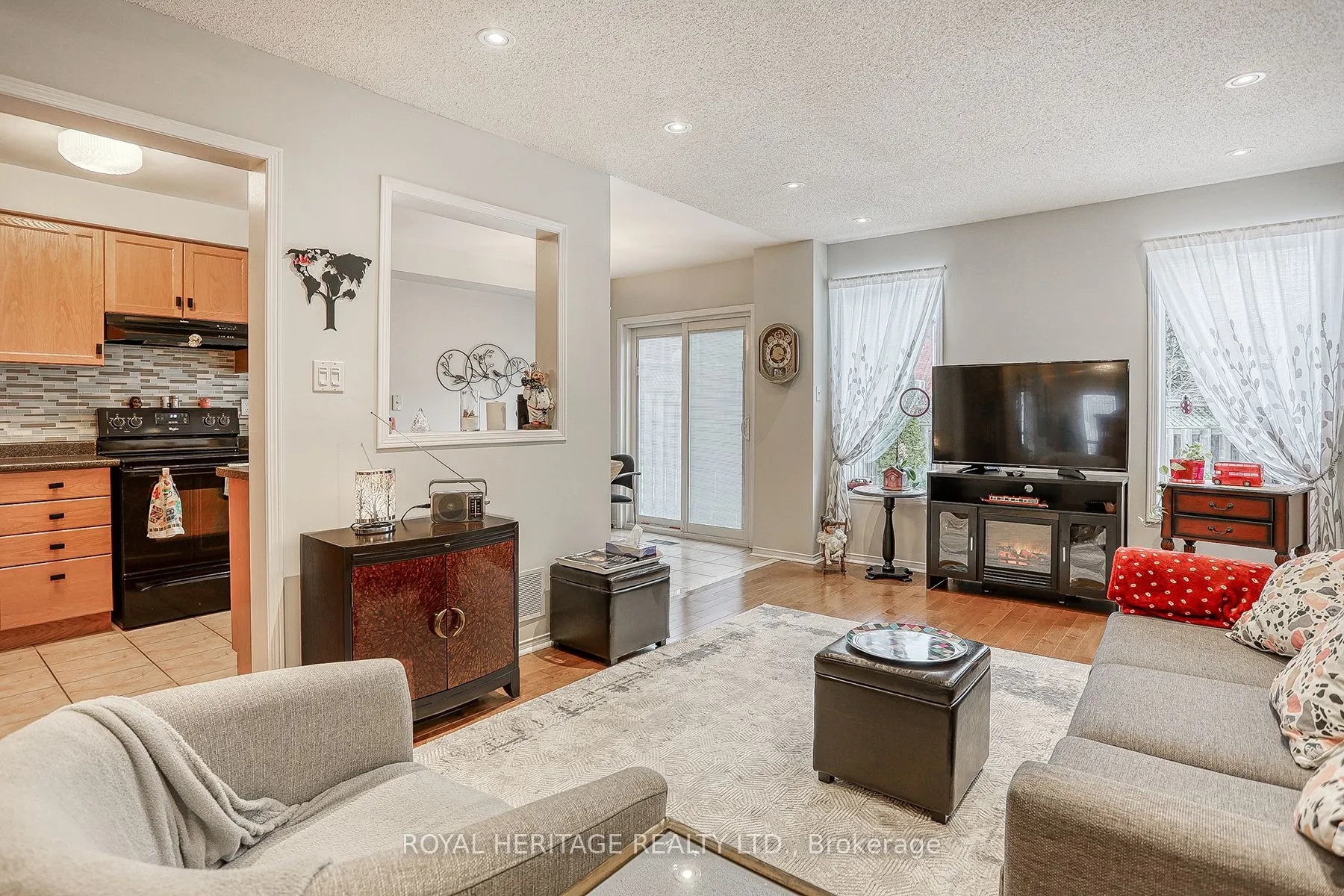 152 STOKELY Crescent