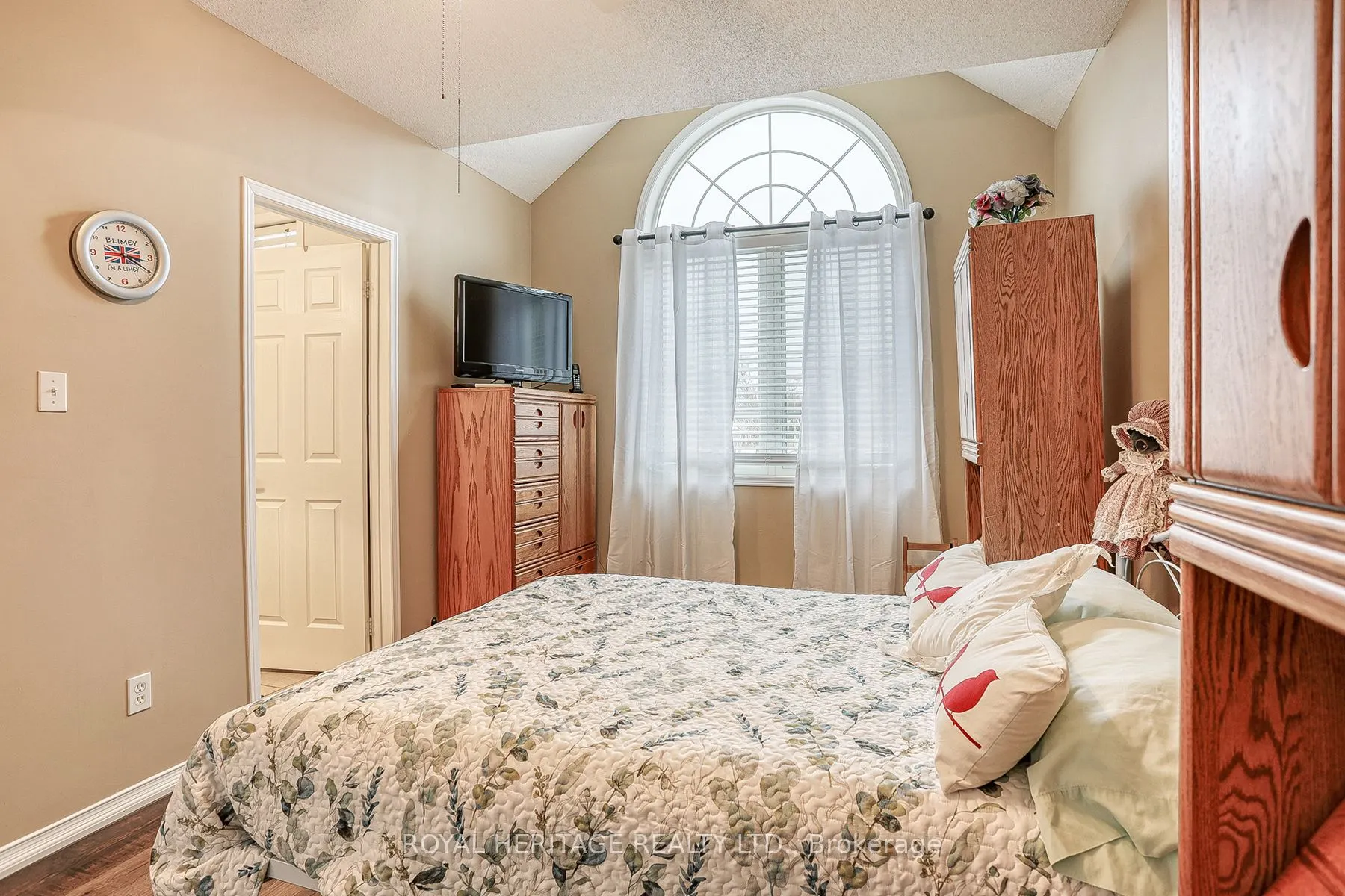 152 STOKELY Crescent