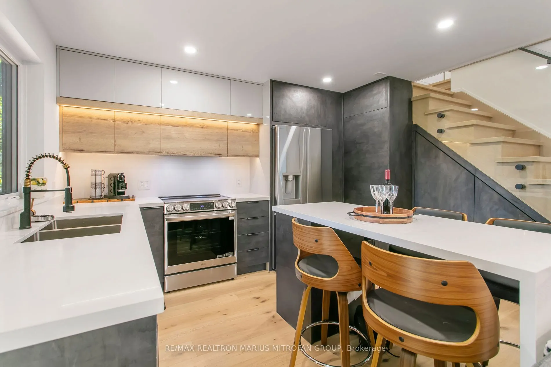 21 Toynbee Trail