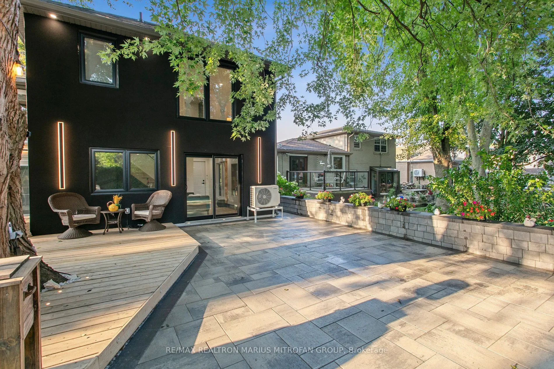 21 Toynbee Trail