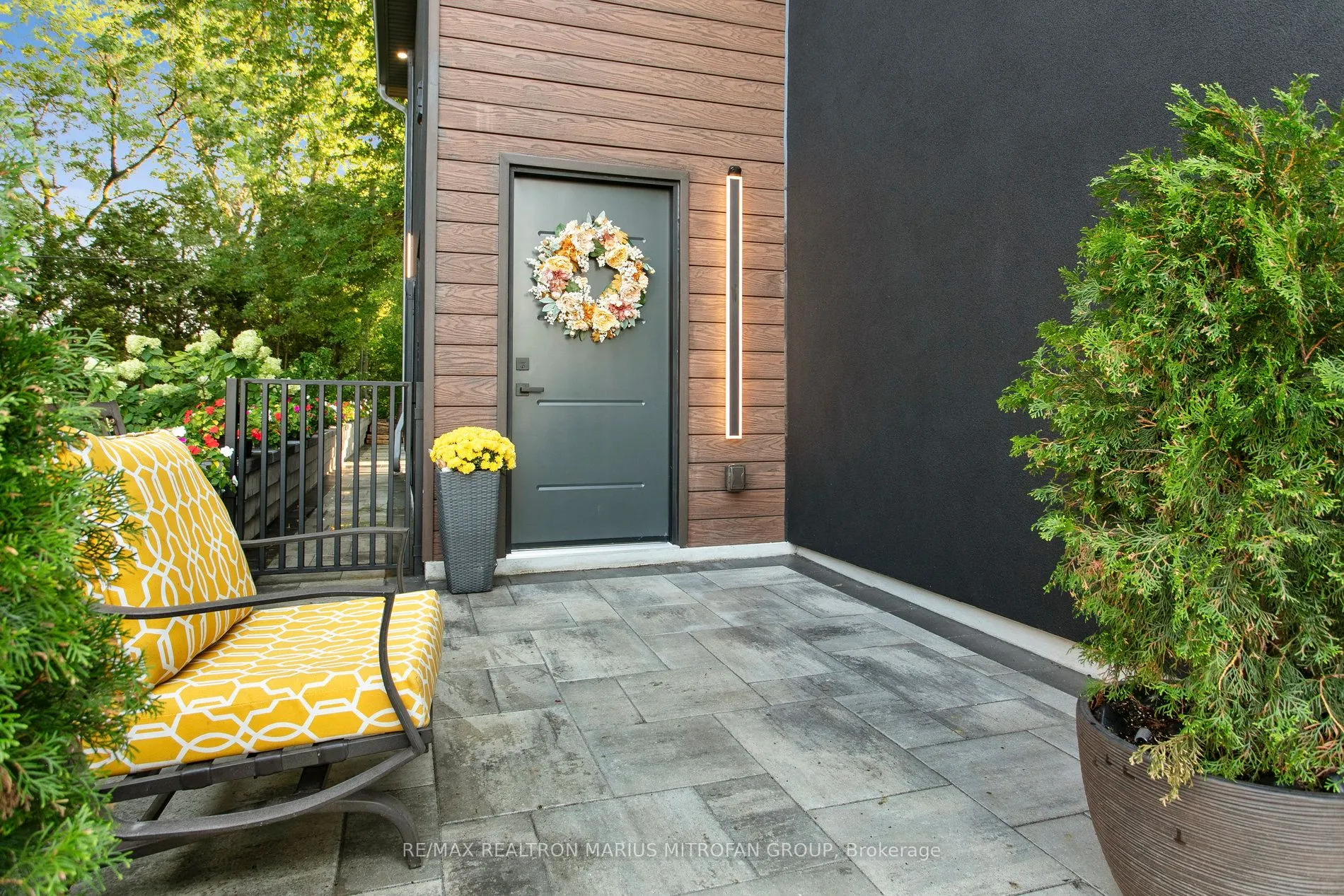 21 Toynbee Trail