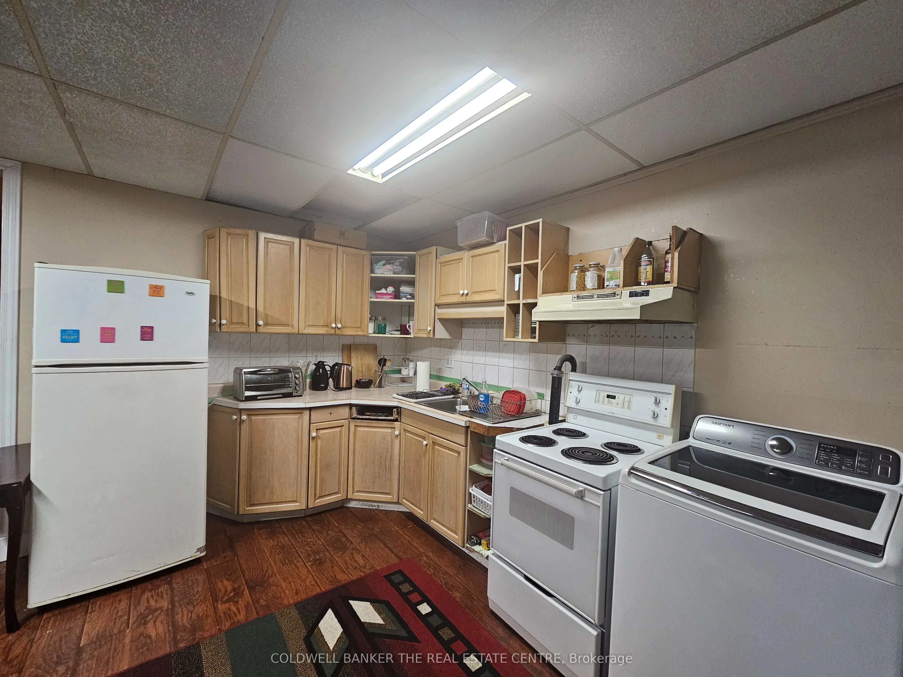 2867 Kingston Rd Road