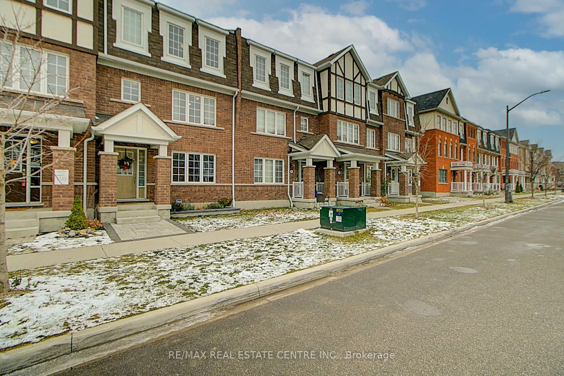 32 Bluegill Crescent