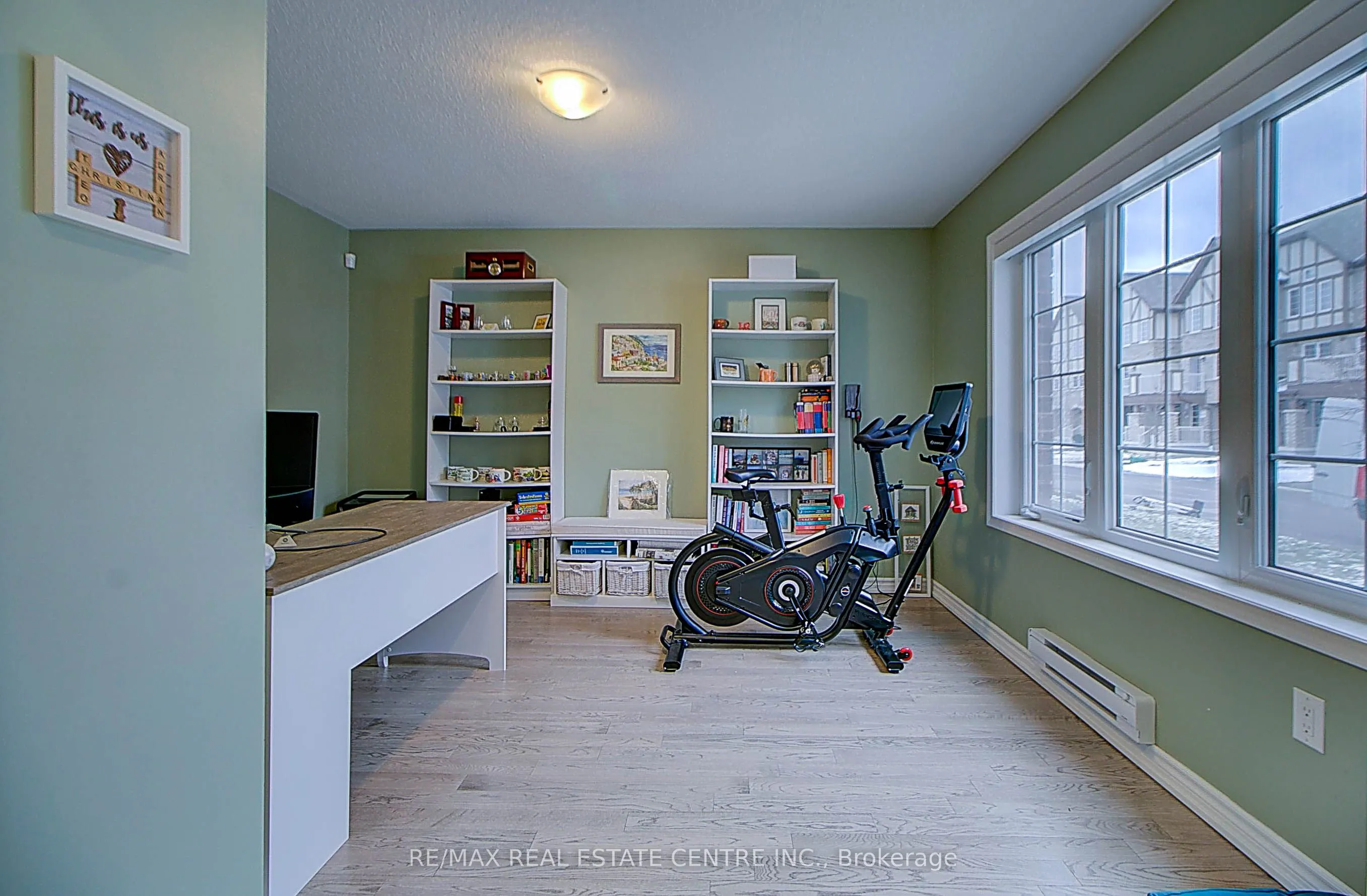 32 Bluegill Crescent