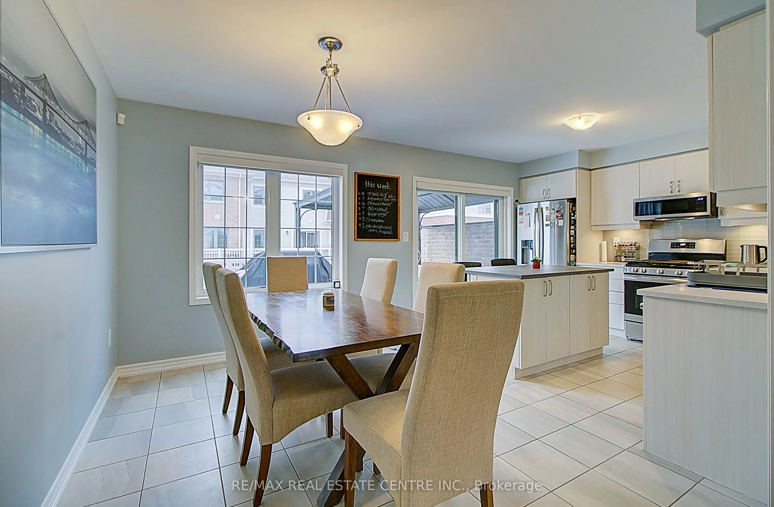 32 Bluegill Crescent