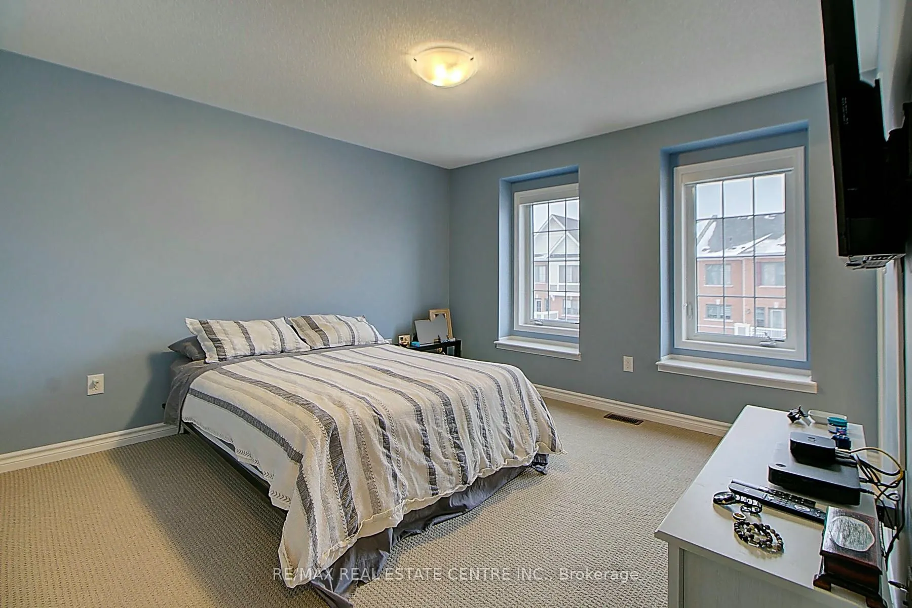 32 Bluegill Crescent