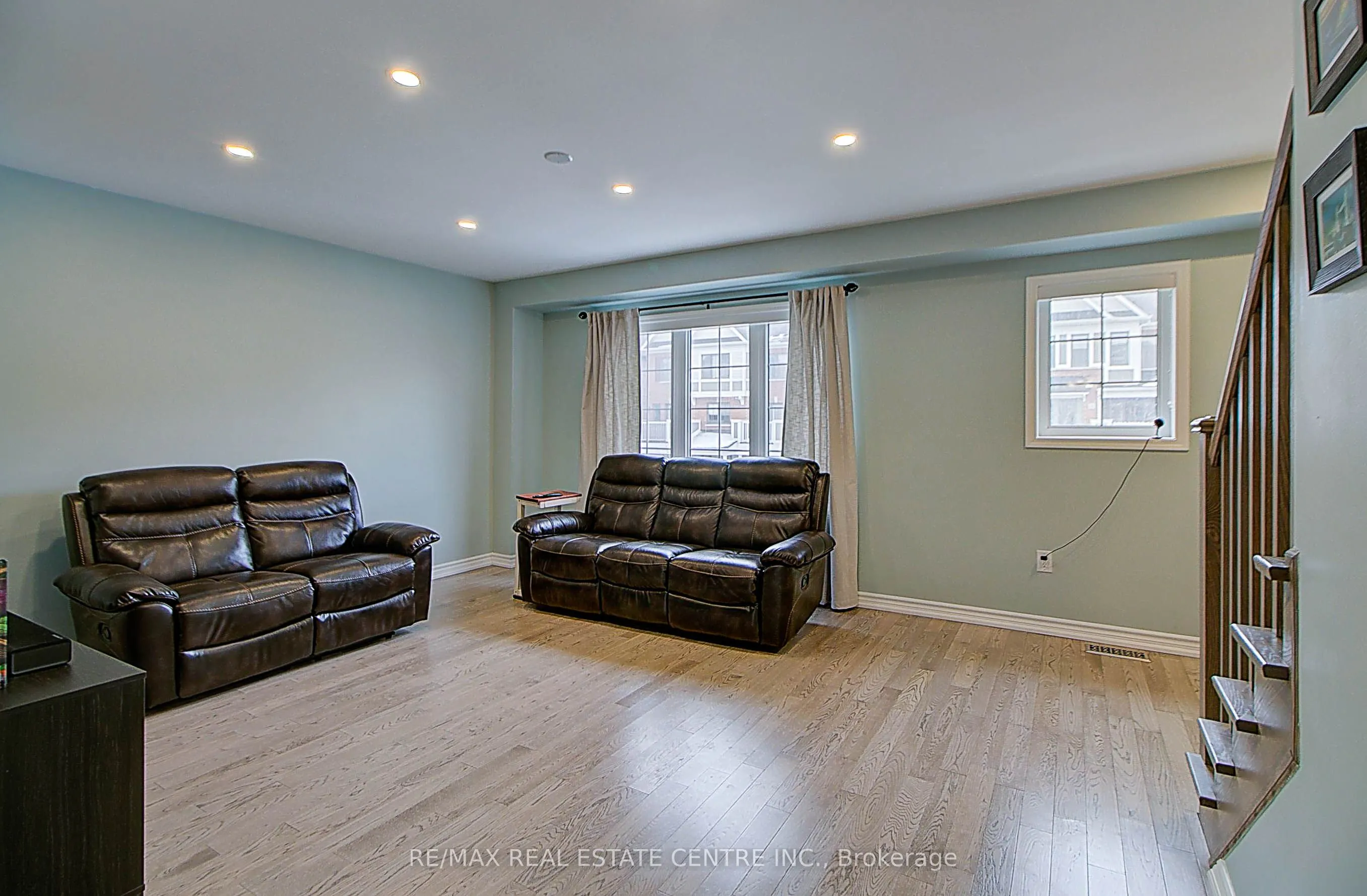 32 Bluegill Crescent