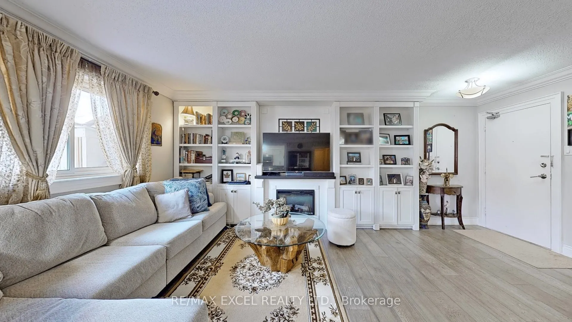 110 Ling Road E, #17