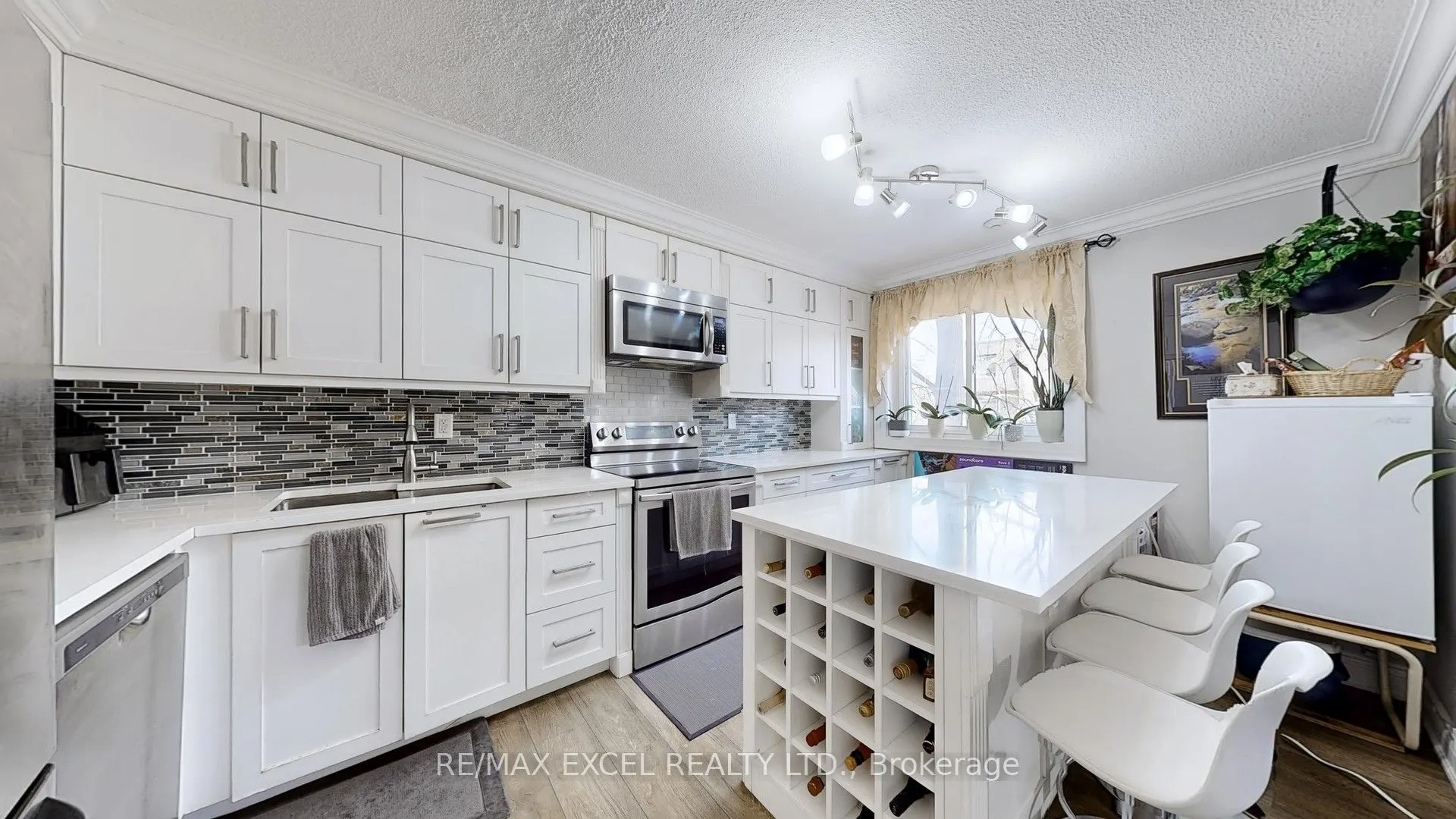 110 Ling Road E, #17