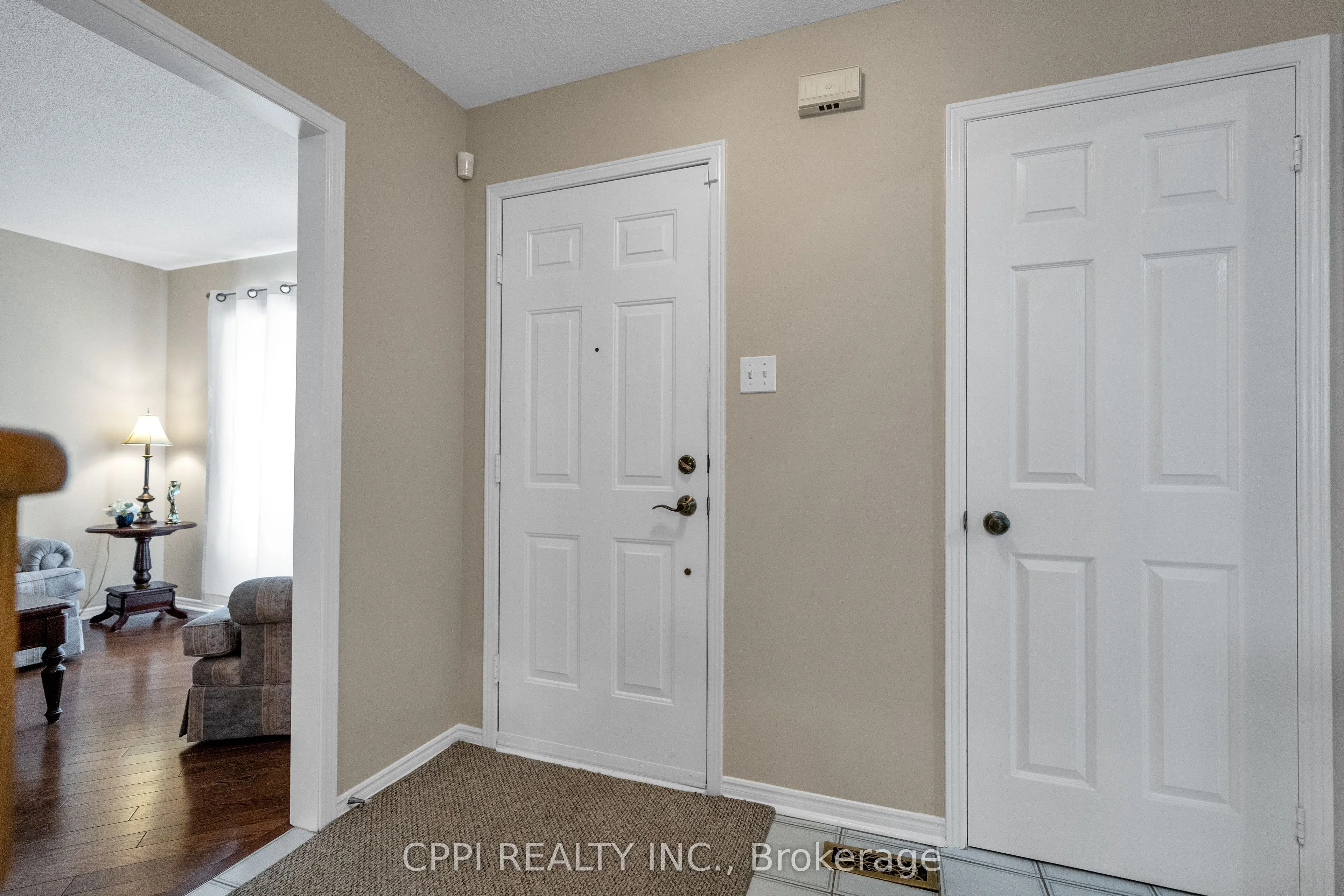 1566 Somergrove Crescent