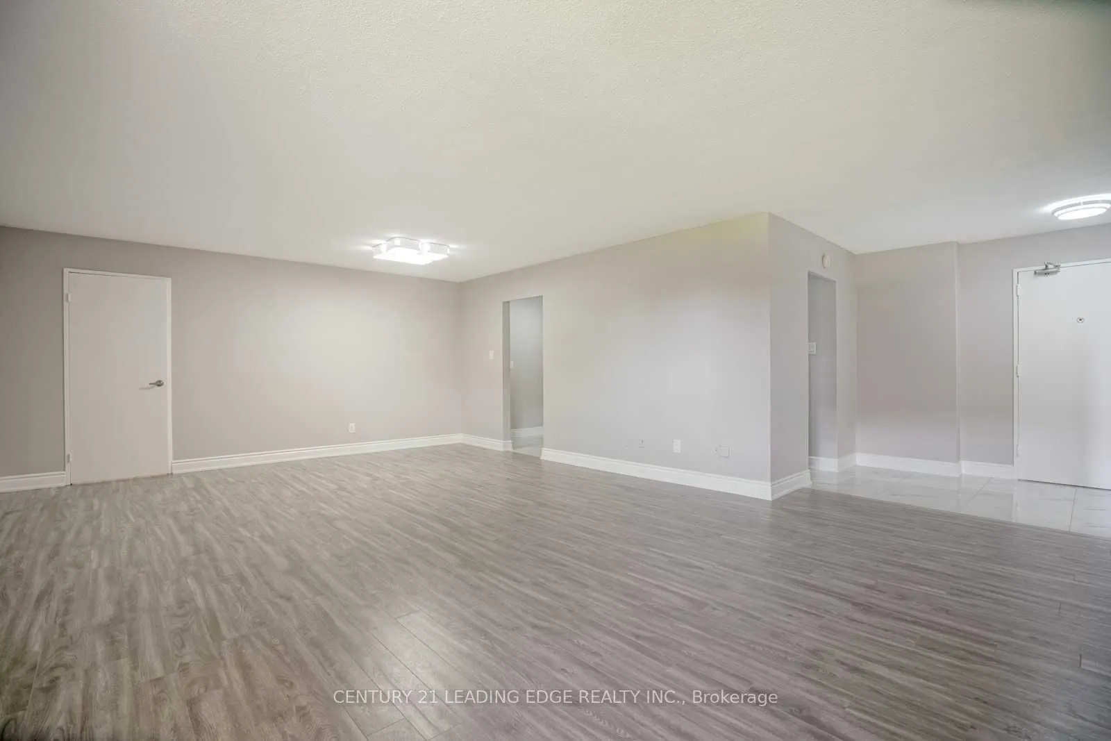180 Markham Road, #207