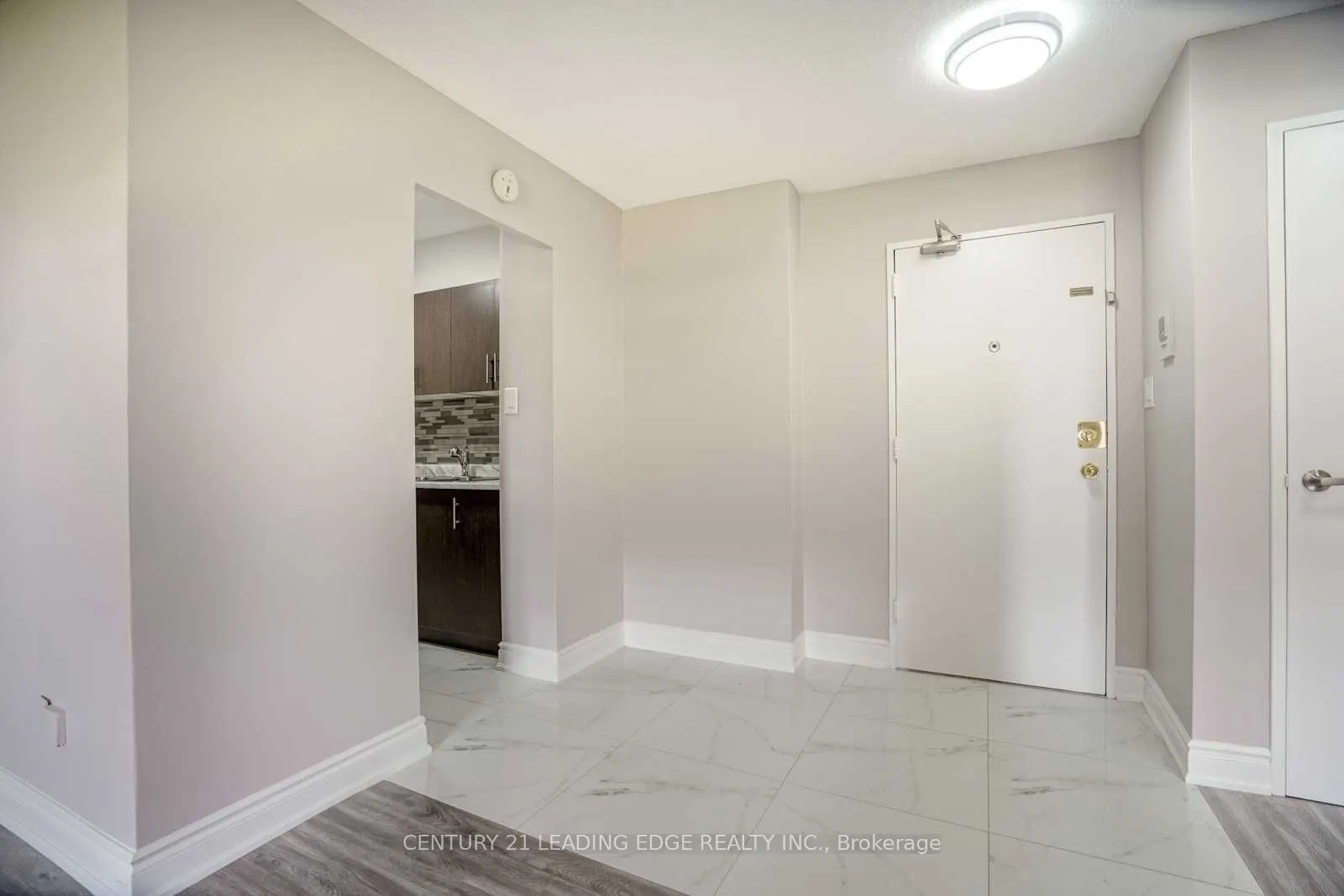 180 Markham Road, #207