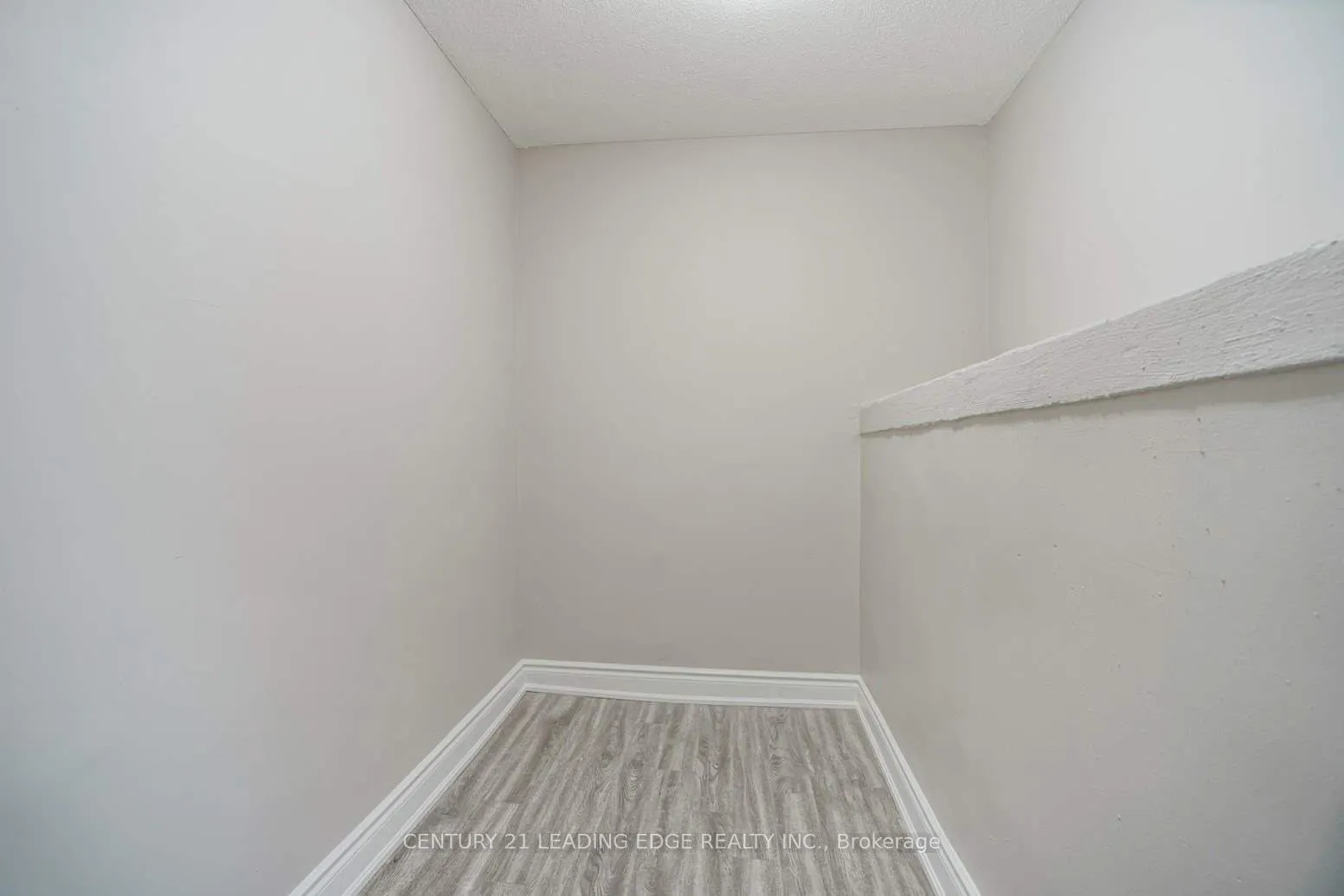 180 Markham Road, #207