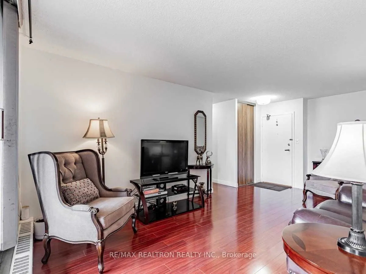 90 Ling Road, #1009
