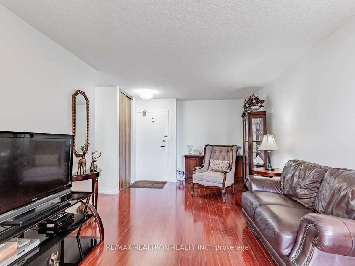 90 Ling Road, #1009