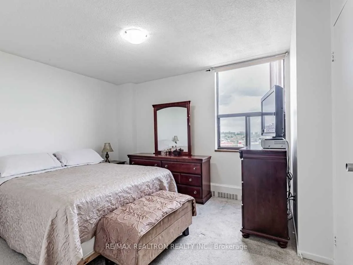 90 Ling Road, #1009