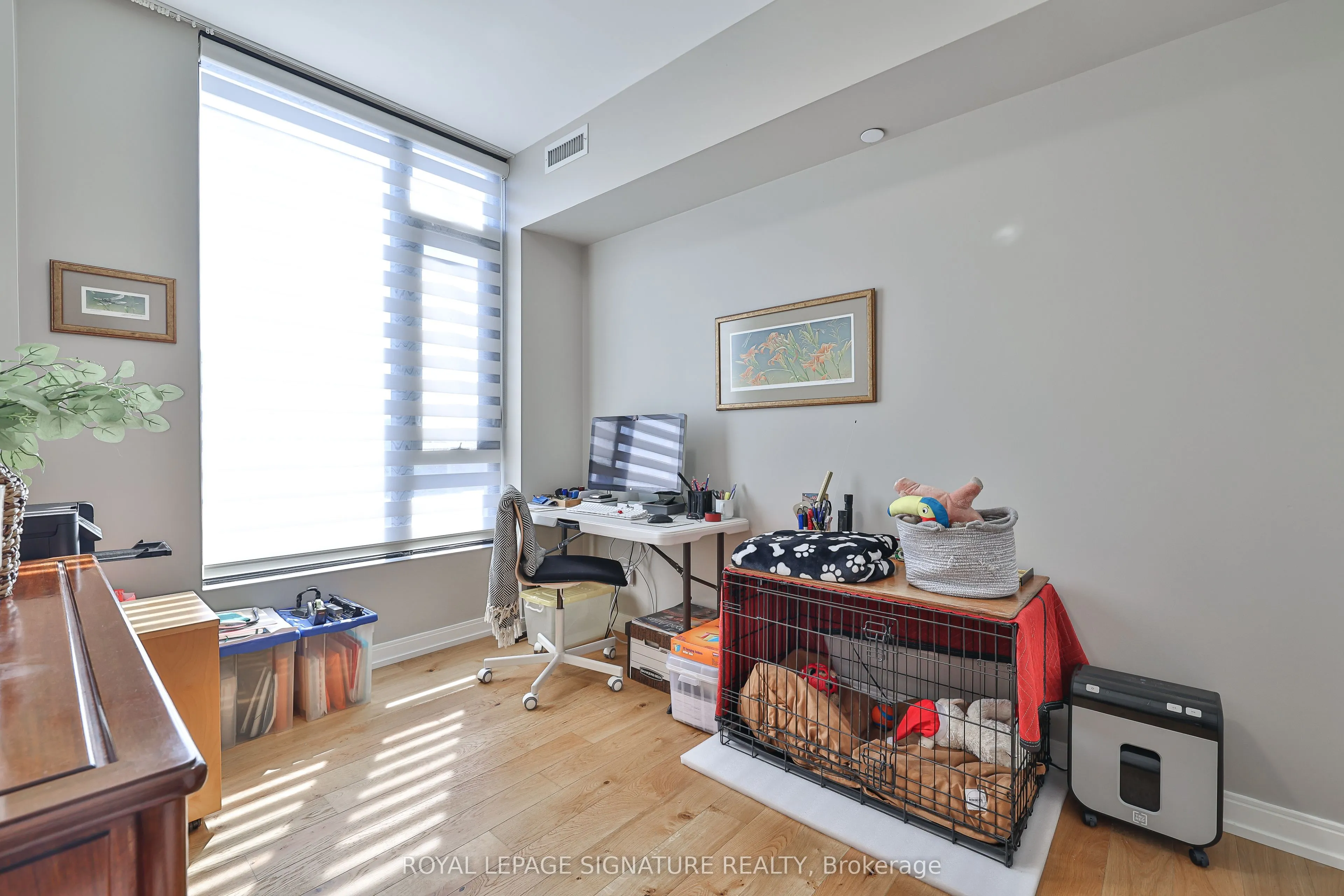 1100 Kingston Road, #216