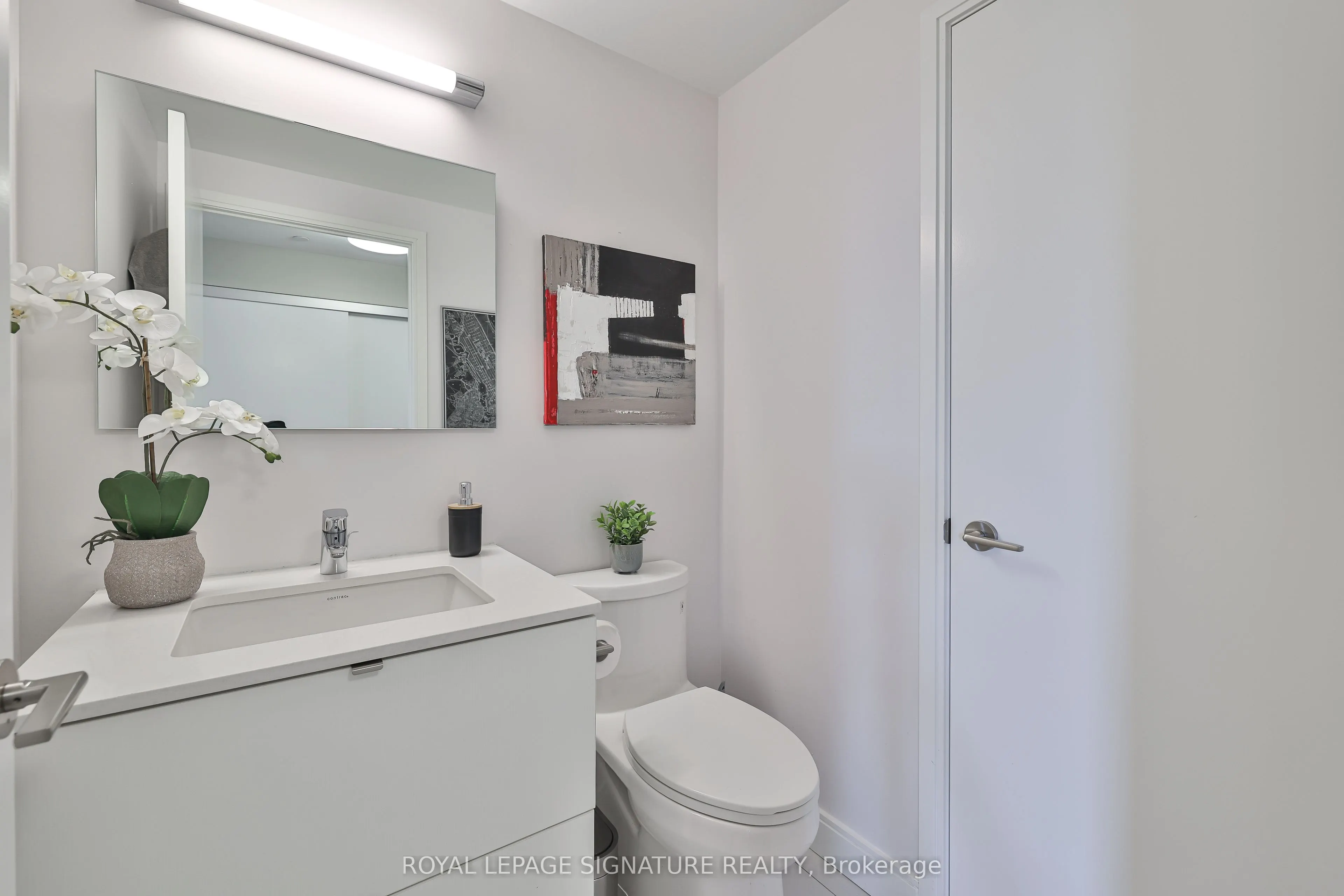 1100 Kingston Road, #216