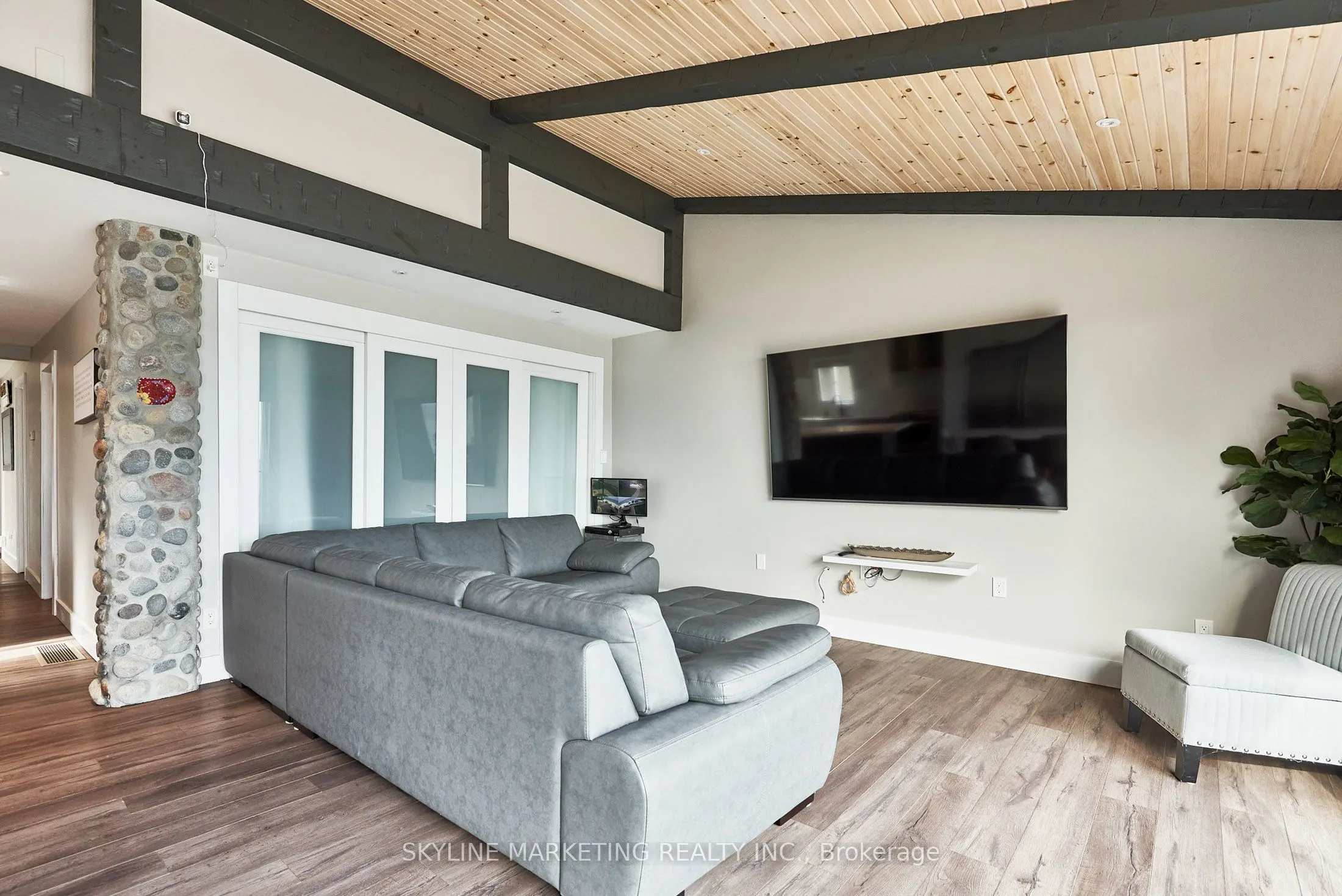 123 Cedar Crest Beach Road