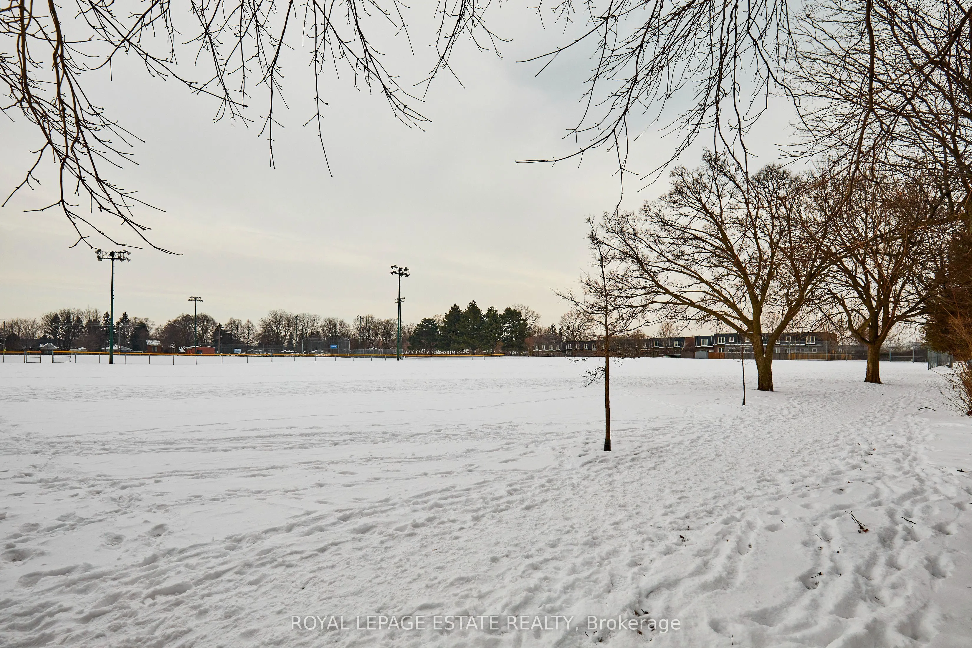 3420 Eglinton Avenue E, #704