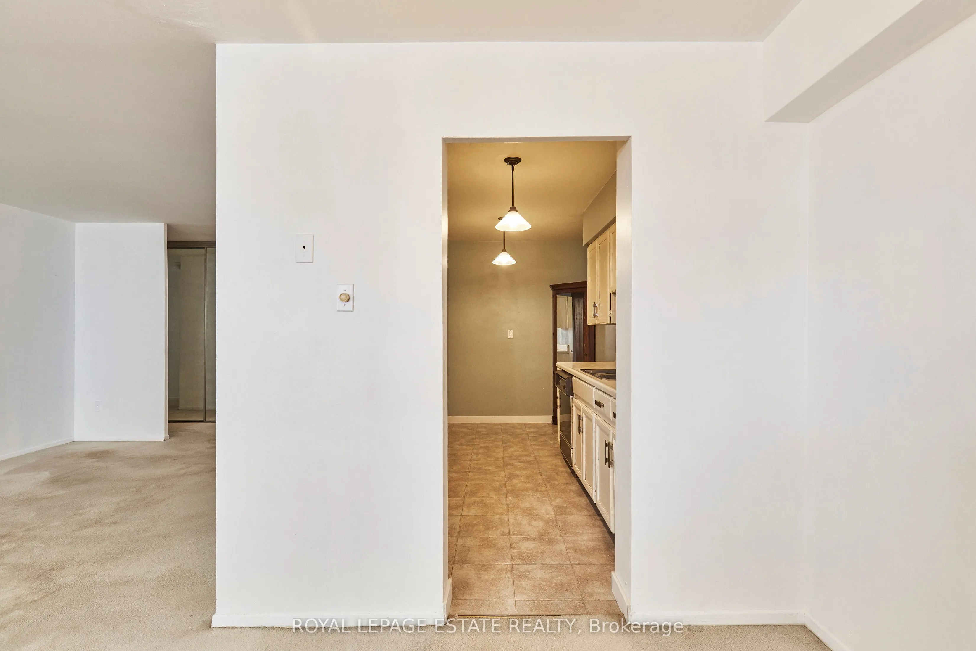 3420 Eglinton Avenue E, #704
