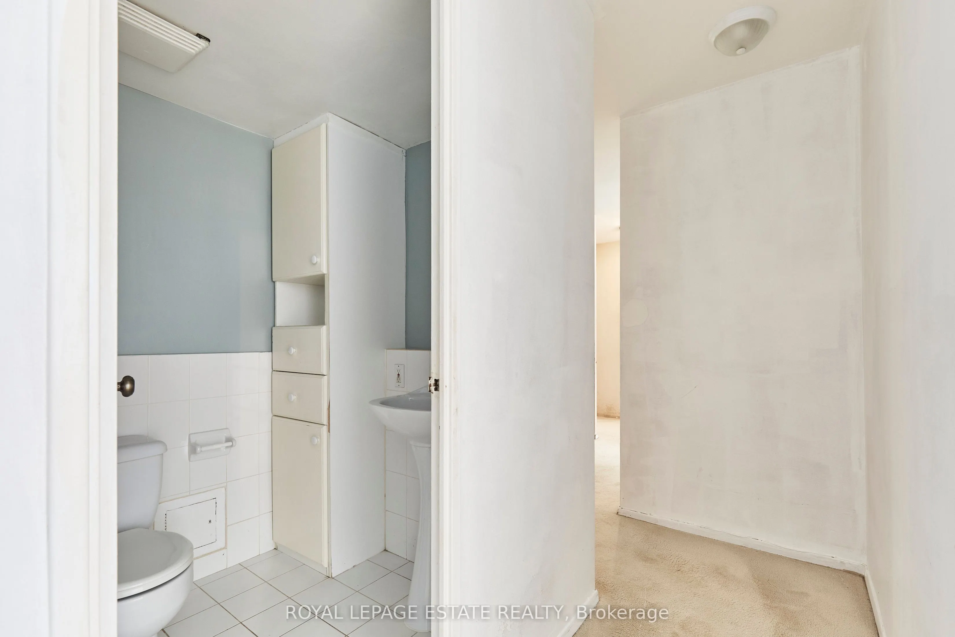 3420 Eglinton Avenue E, #704