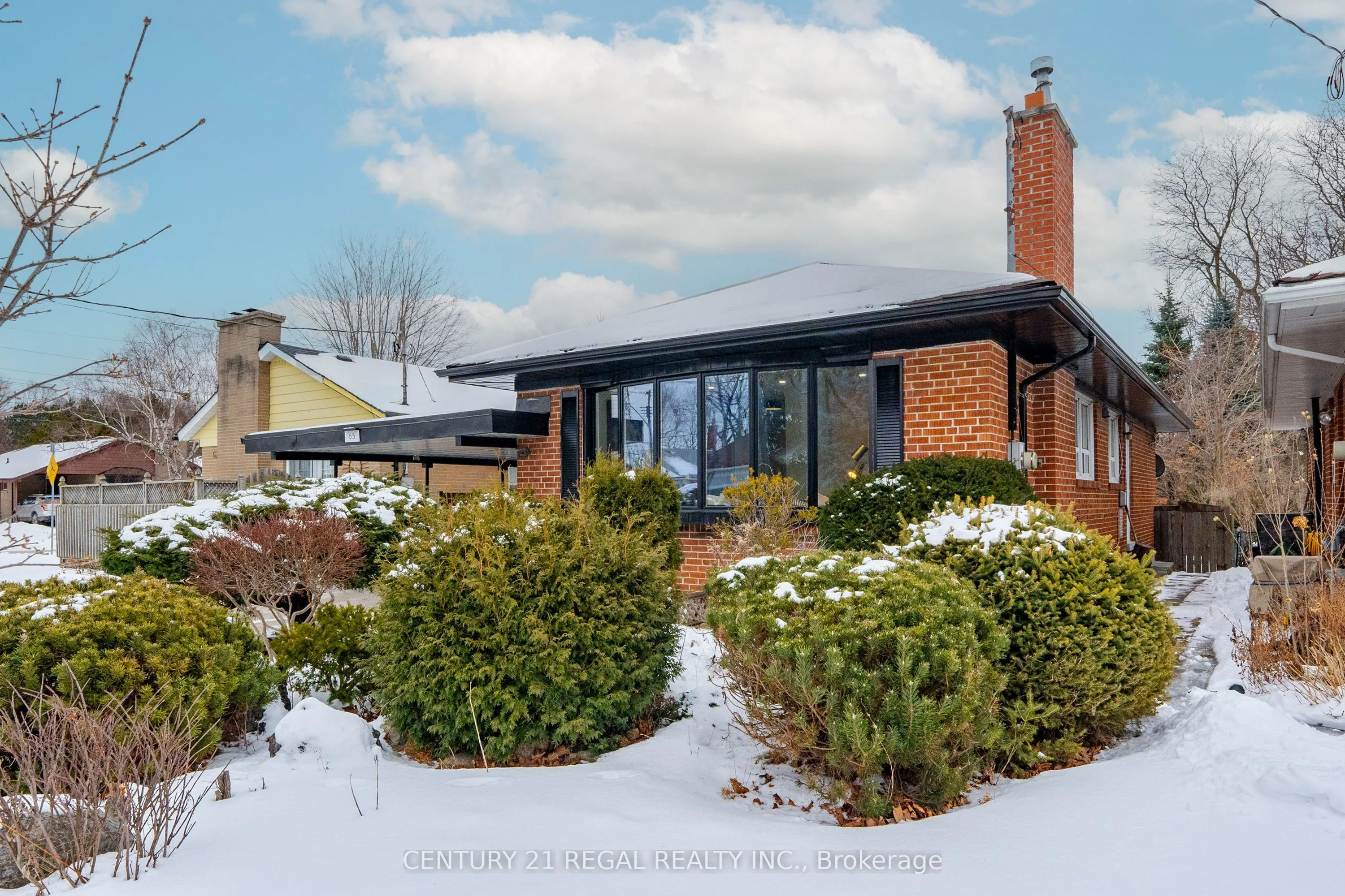 65 Mooregate Avenue