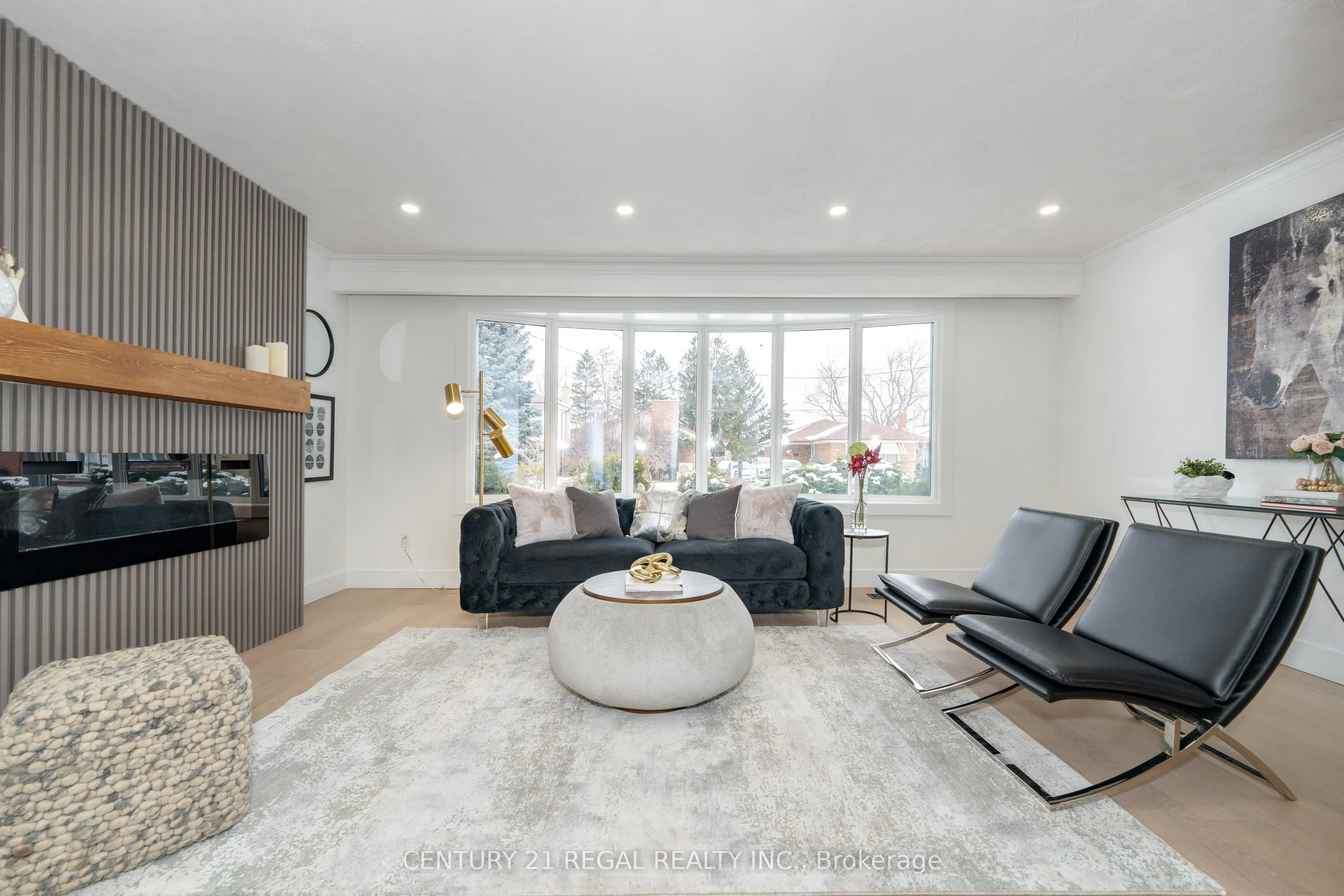 65 Mooregate Avenue