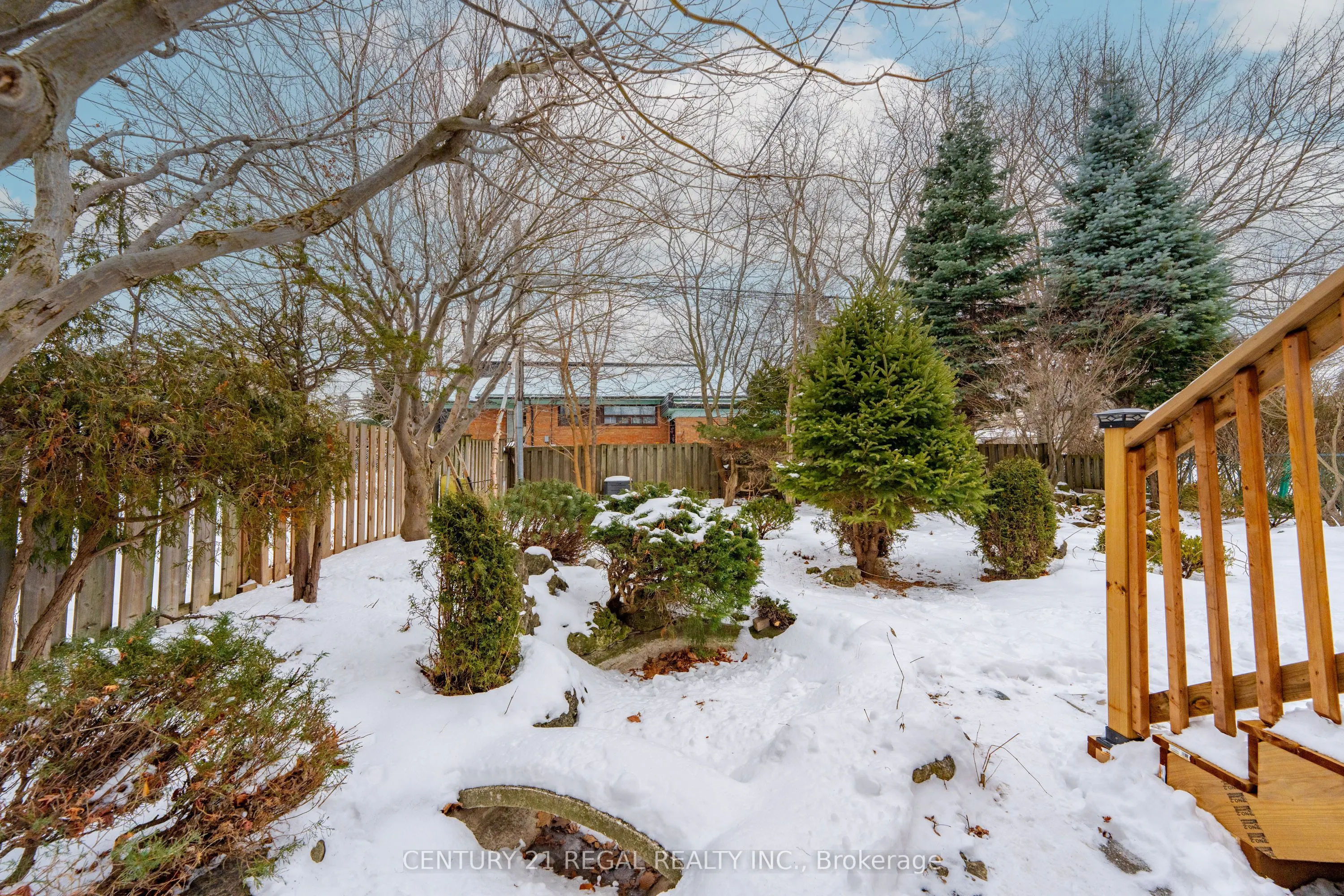 65 Mooregate Avenue