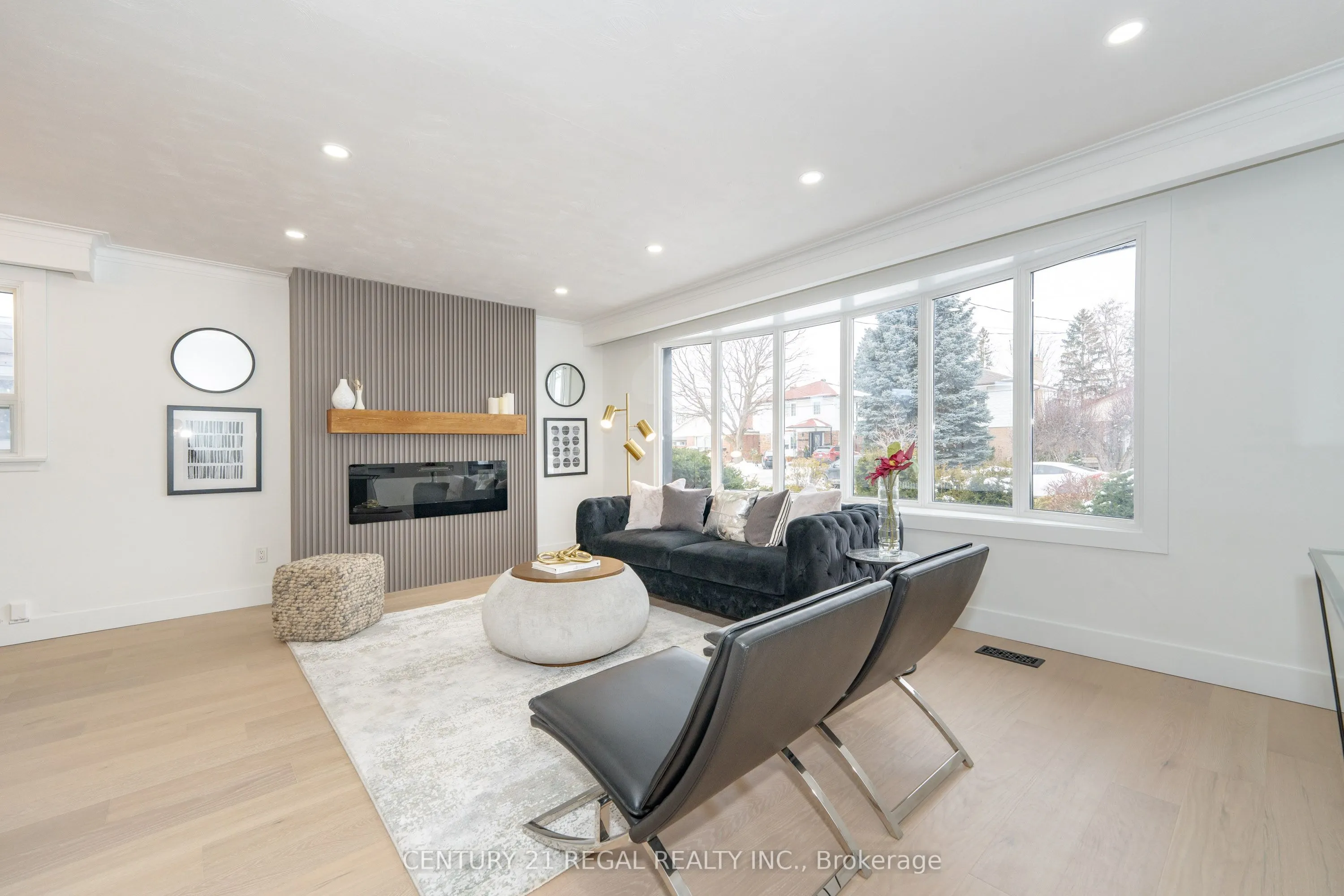 65 Mooregate Avenue
