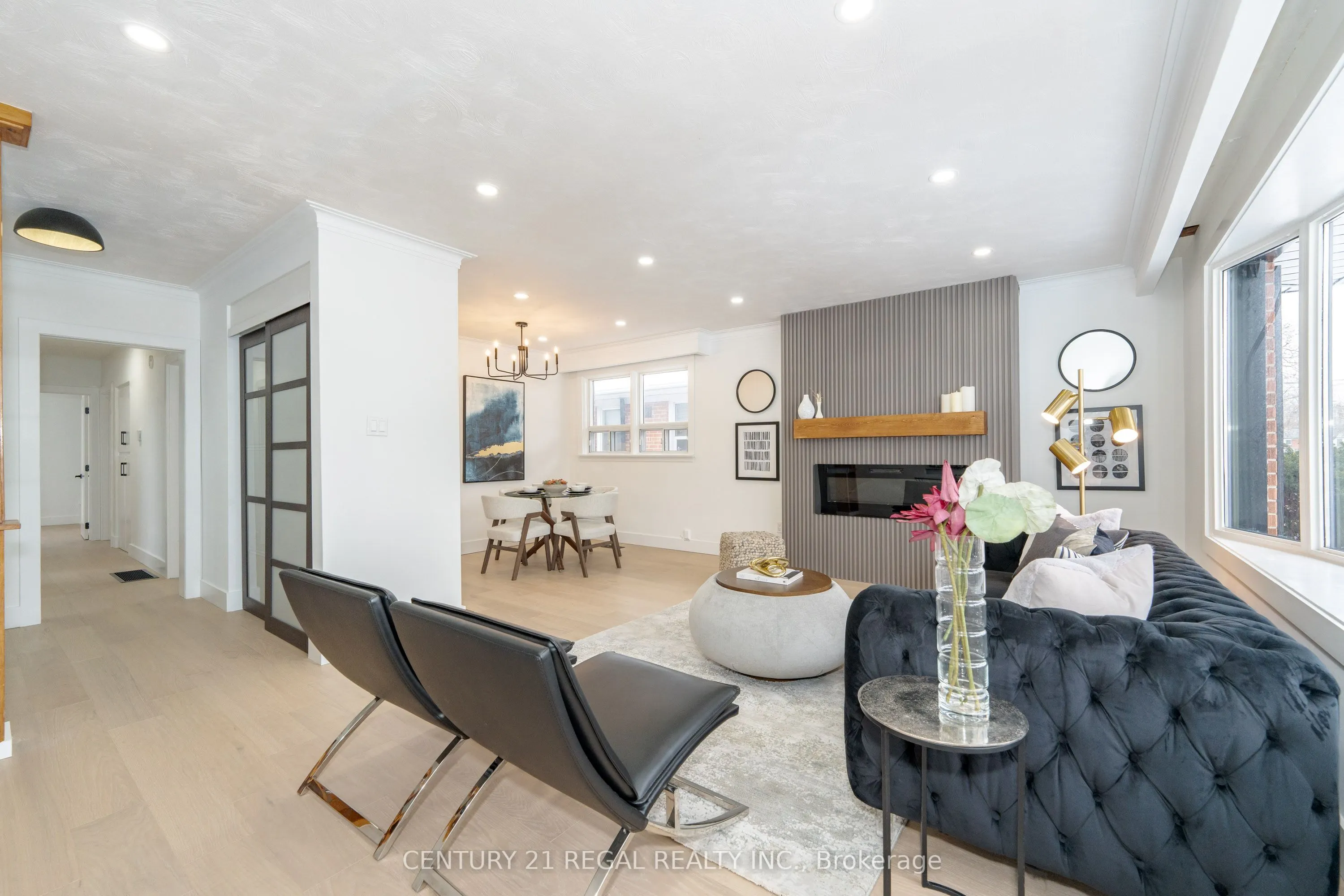 65 Mooregate Avenue