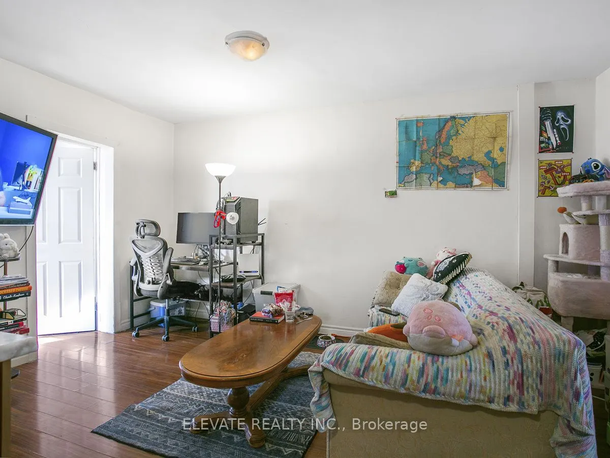 440 Victoria Park Avenue