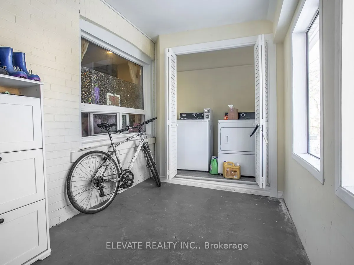 440 Victoria Park Avenue