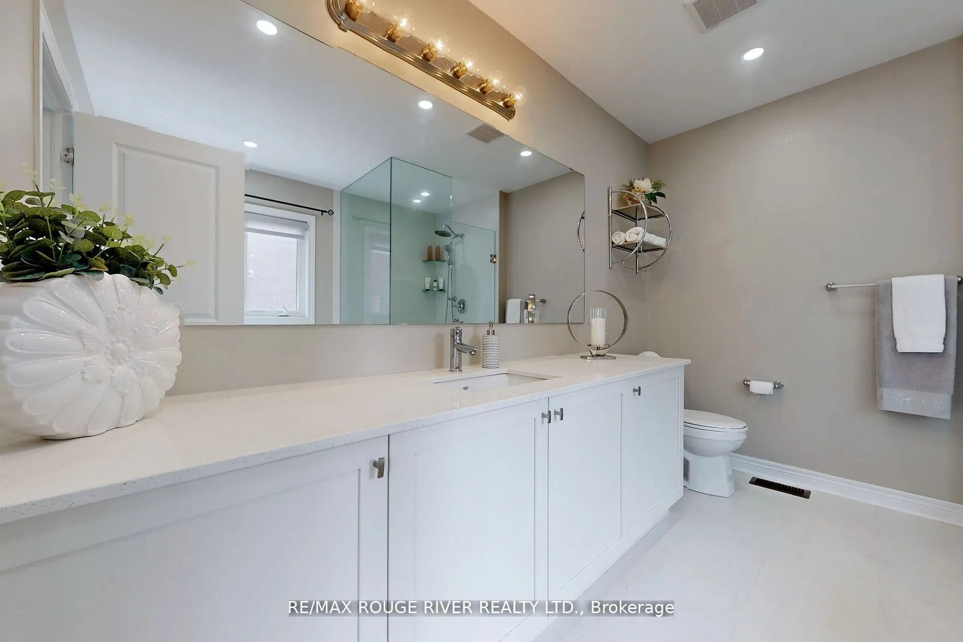 2620 Cerise Manor