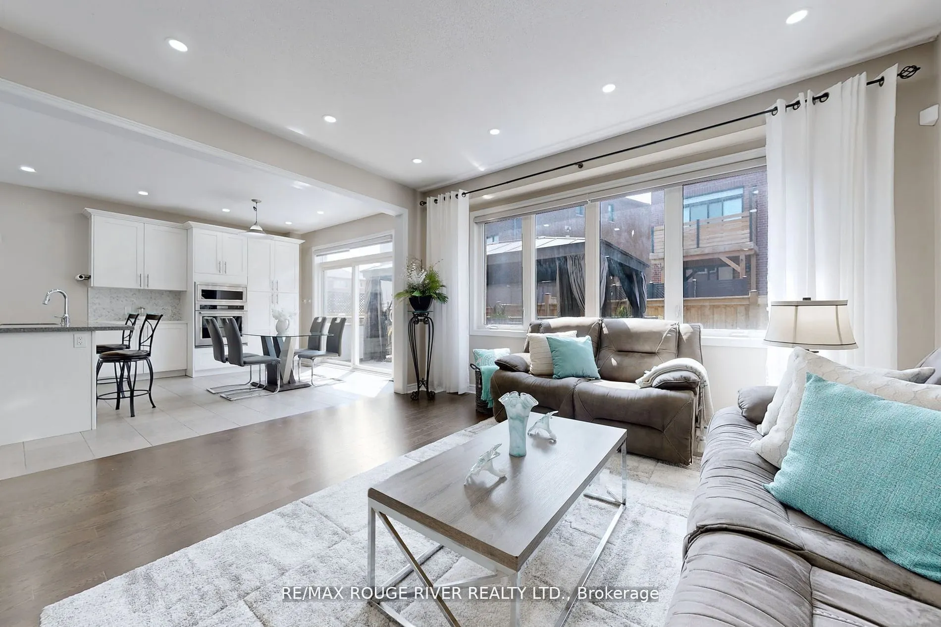 2620 Cerise Manor