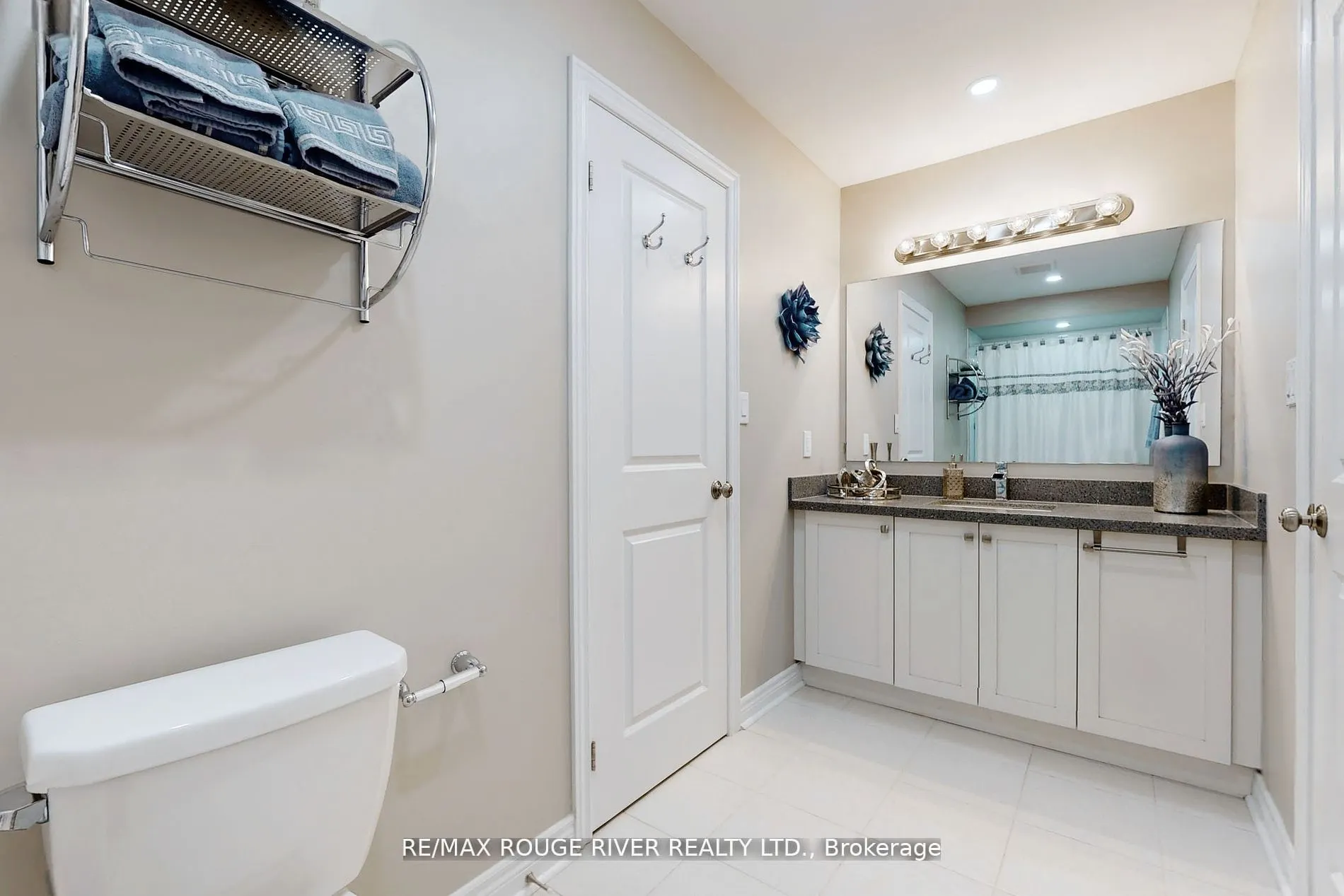 2620 Cerise Manor
