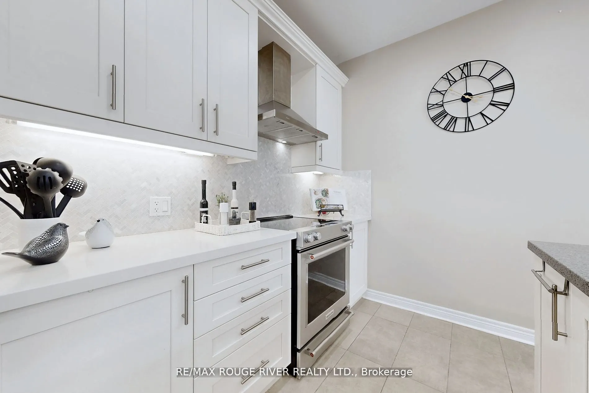 2620 Cerise Manor