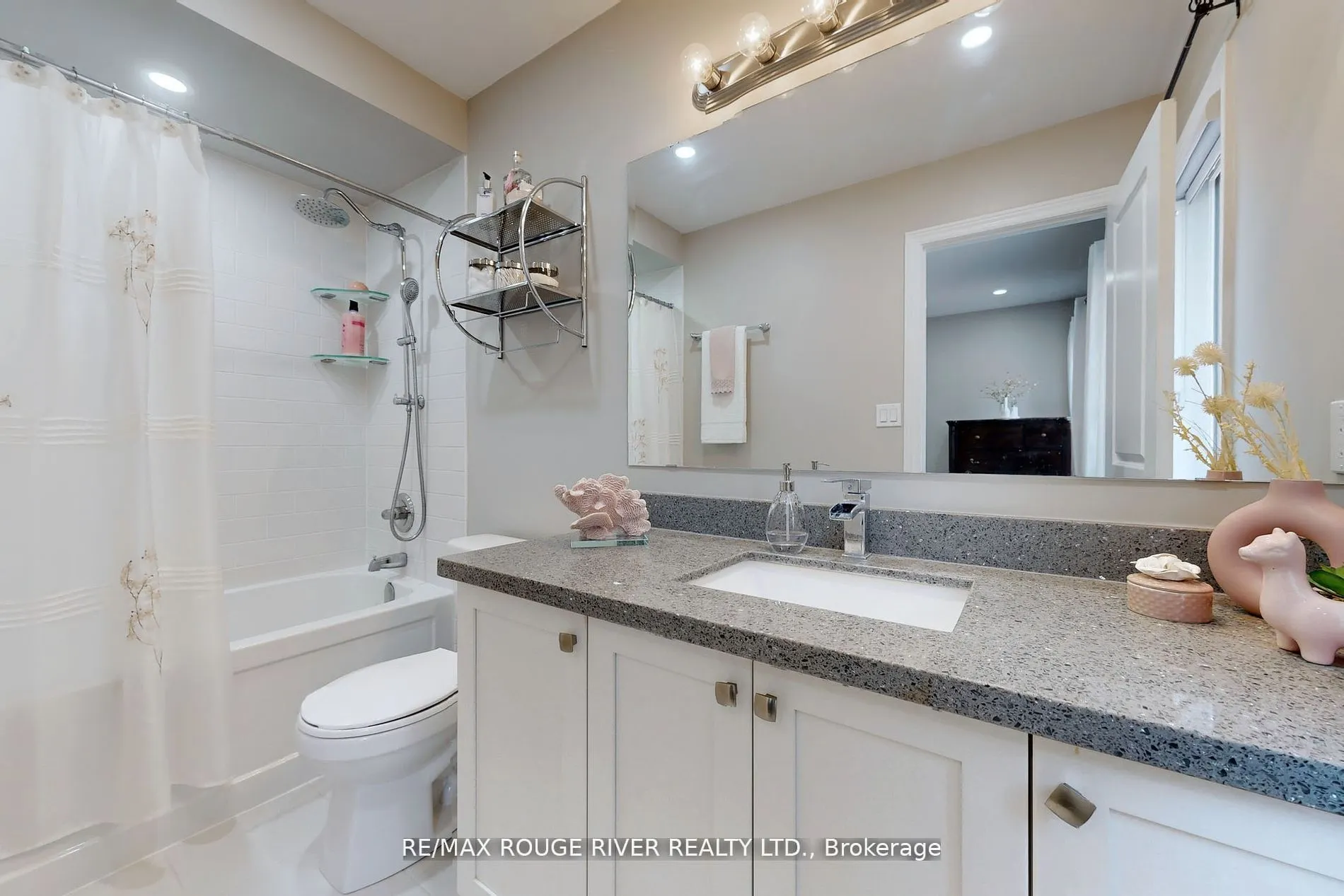 2620 Cerise Manor