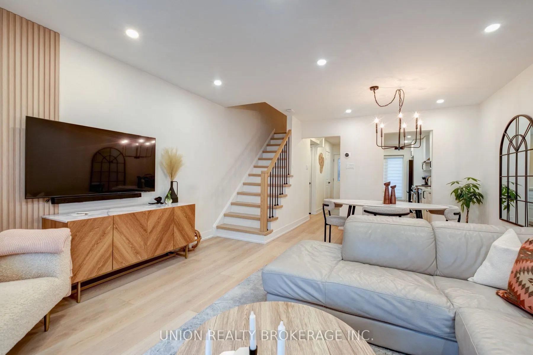 26 Livingston Road, #102