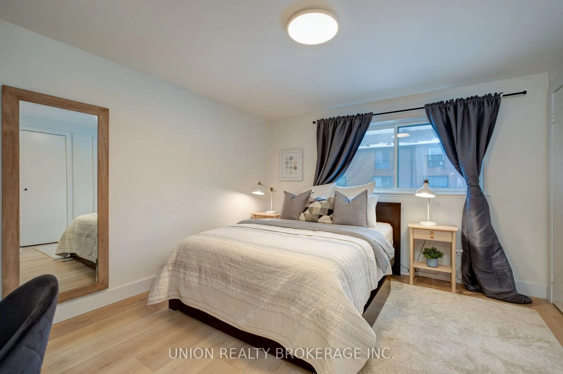 26 Livingston Road, #102