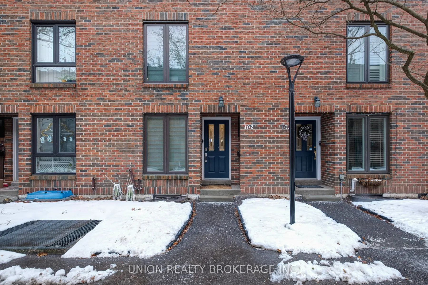 26 Livingston Road, #102