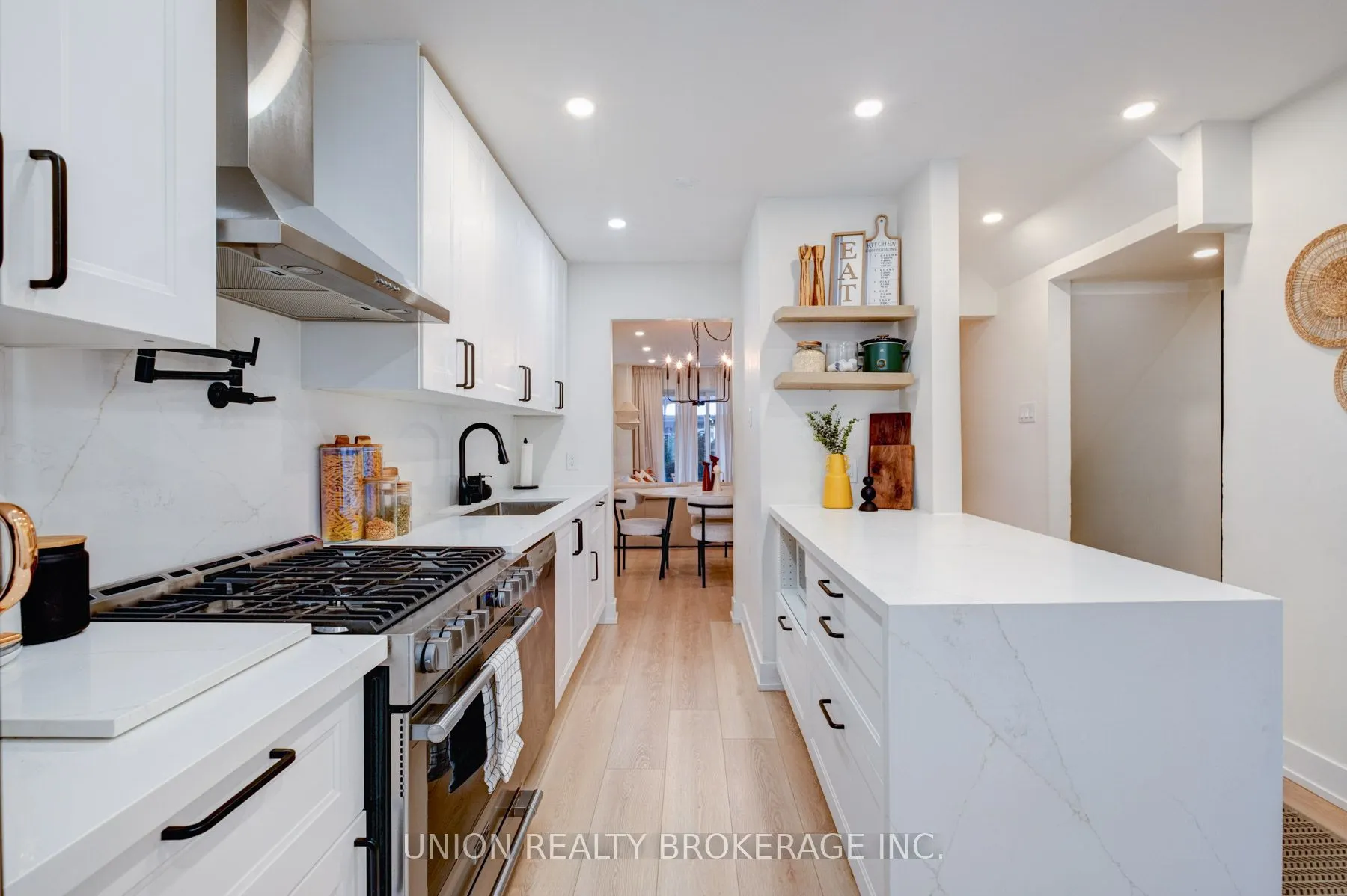 26 Livingston Road, #102