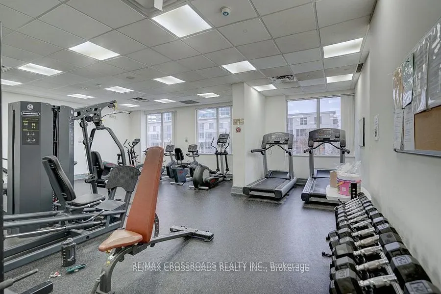 1 Lee Centre Dr #1709