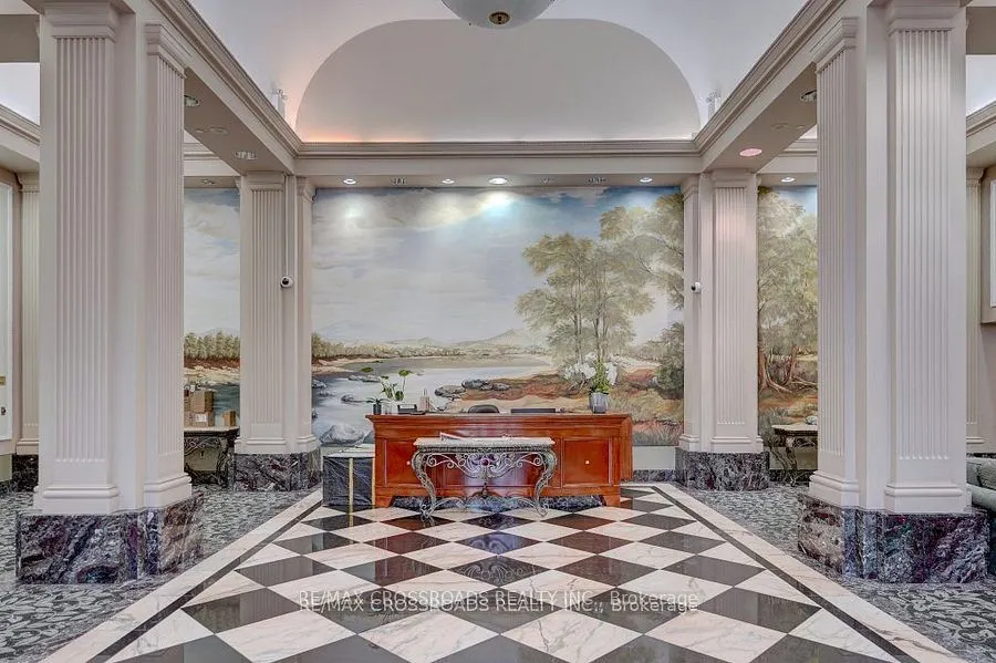1 Lee Centre Dr #1709