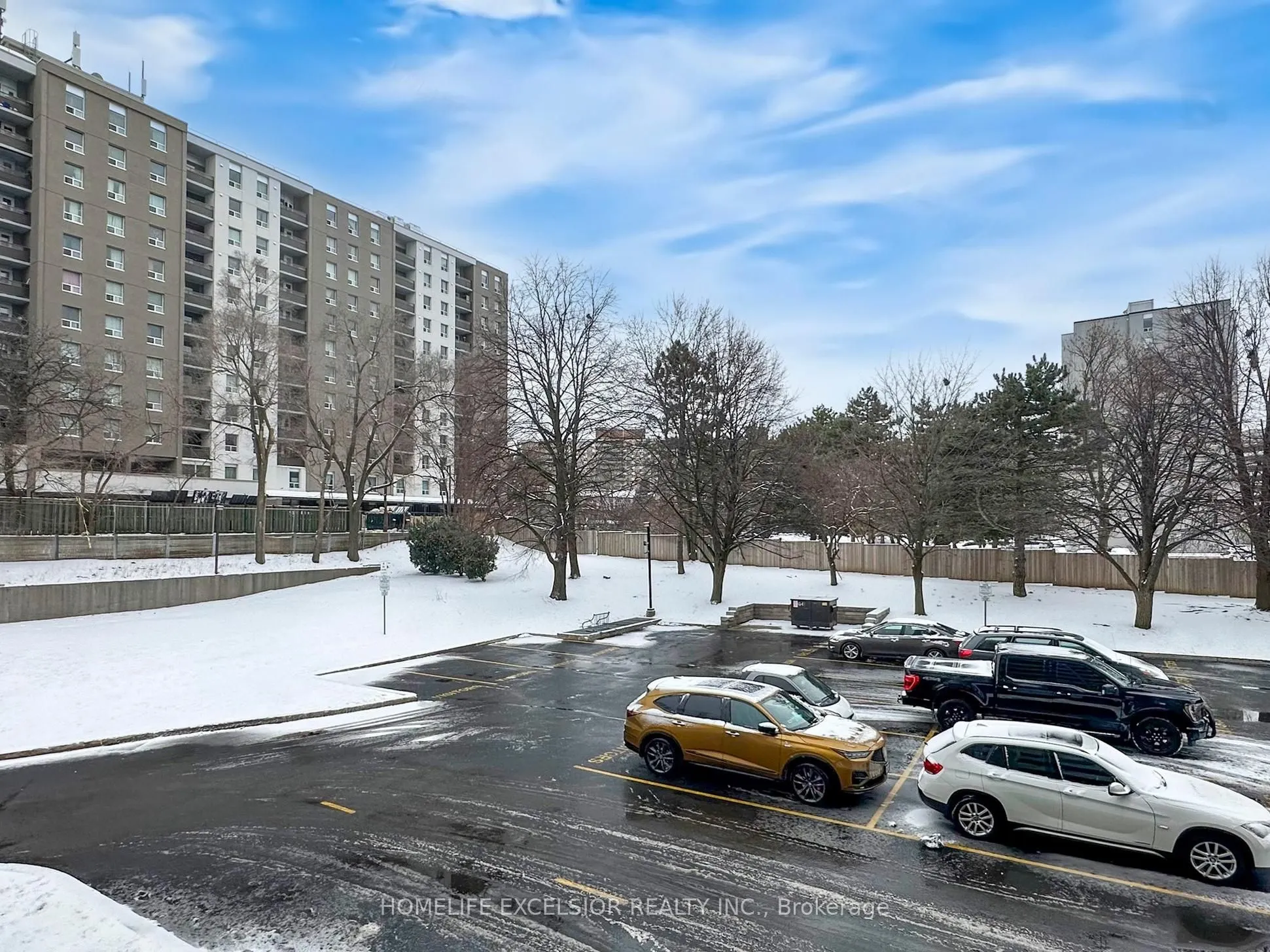 2 Glamorgan Avenue, #202